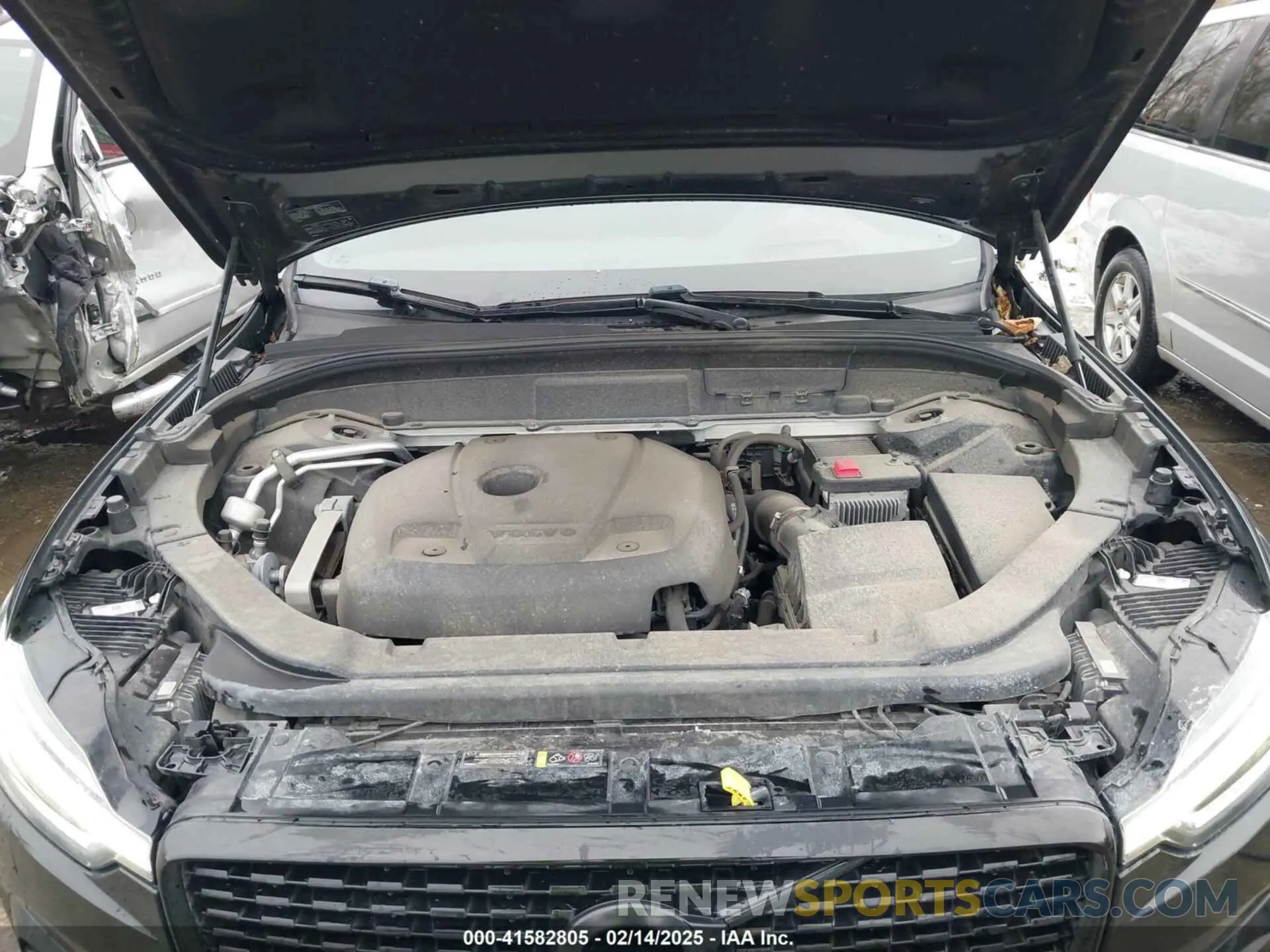 10 fotografías del automóvil dañado LYV102RM9KB297622 VOLVO XC60 2019