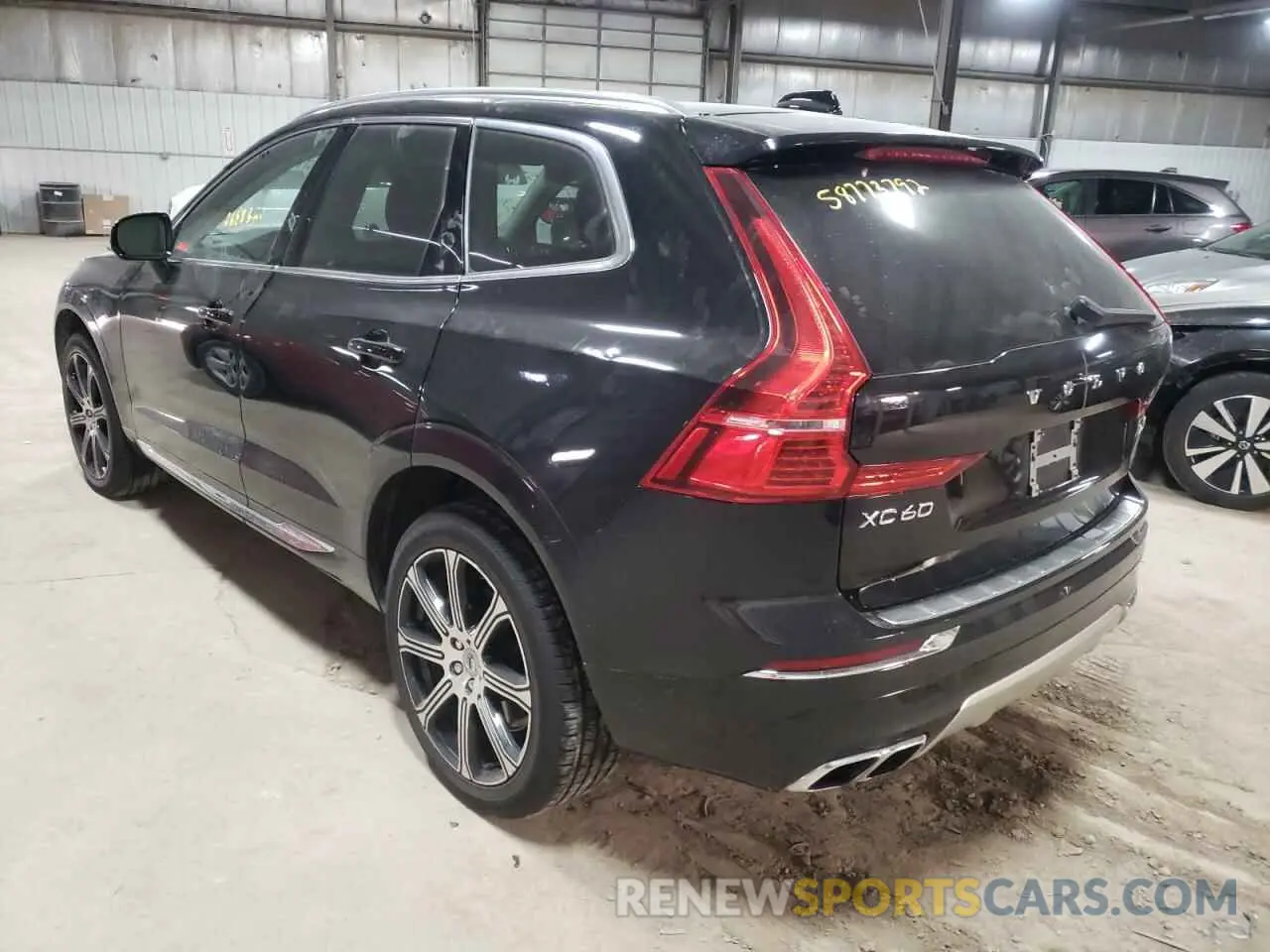 3 fotografías del automóvil dañado LYVA22RL0KB302742 VOLVO XC60 2019