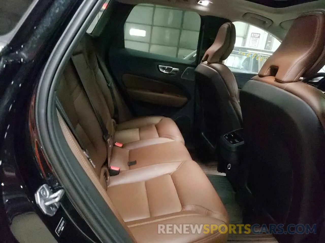 6 fotografías del automóvil dañado LYVA22RL0KB302742 VOLVO XC60 2019