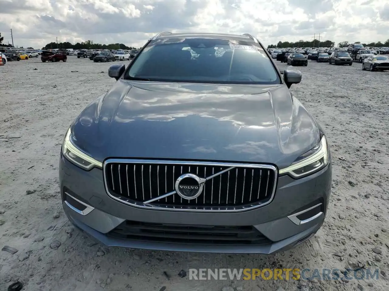 5 fotografías del automóvil dañado LYVA22RLXKB215043 VOLVO XC60 2019