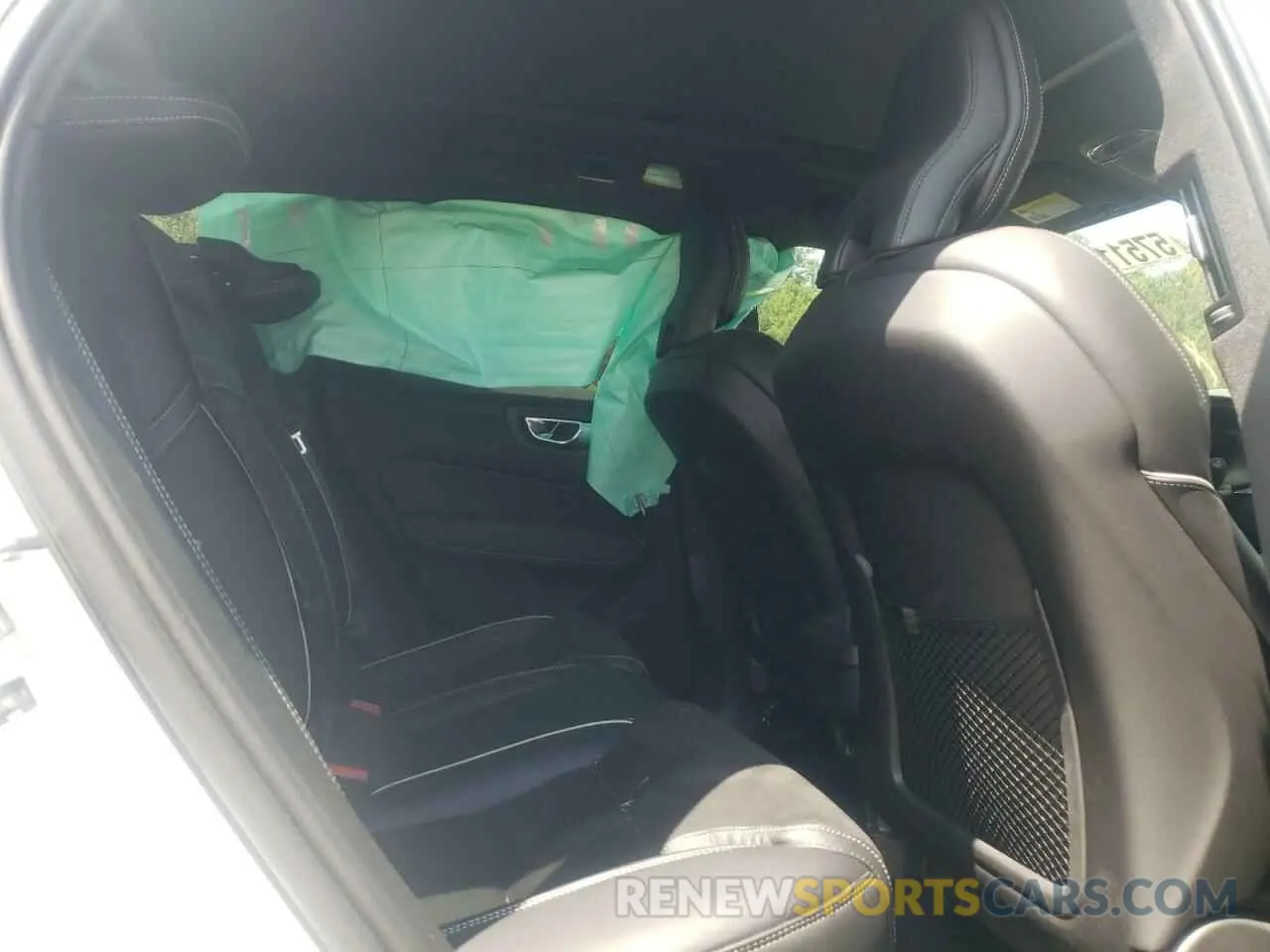 6 fotografías del automóvil dañado LYVA22RM2KB278498 VOLVO XC60 2019