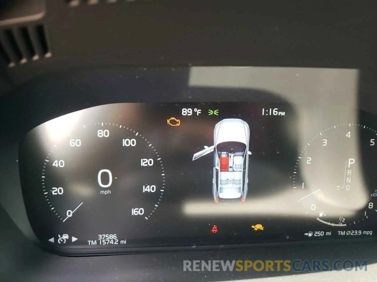 8 fotografías del automóvil dañado LYVA22RM2KB278498 VOLVO XC60 2019