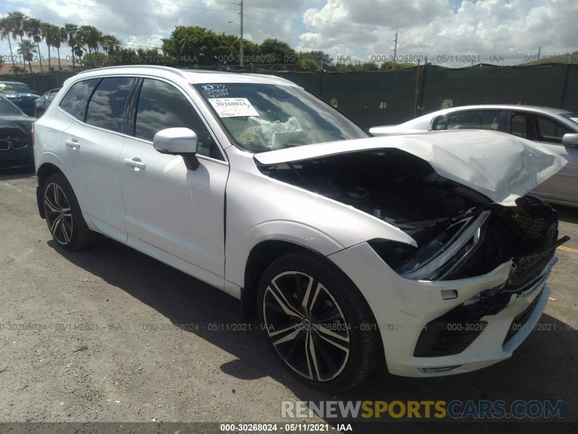 1 fotografías del automóvil dañado LYVA22RM9KB218377 VOLVO XC60 2019