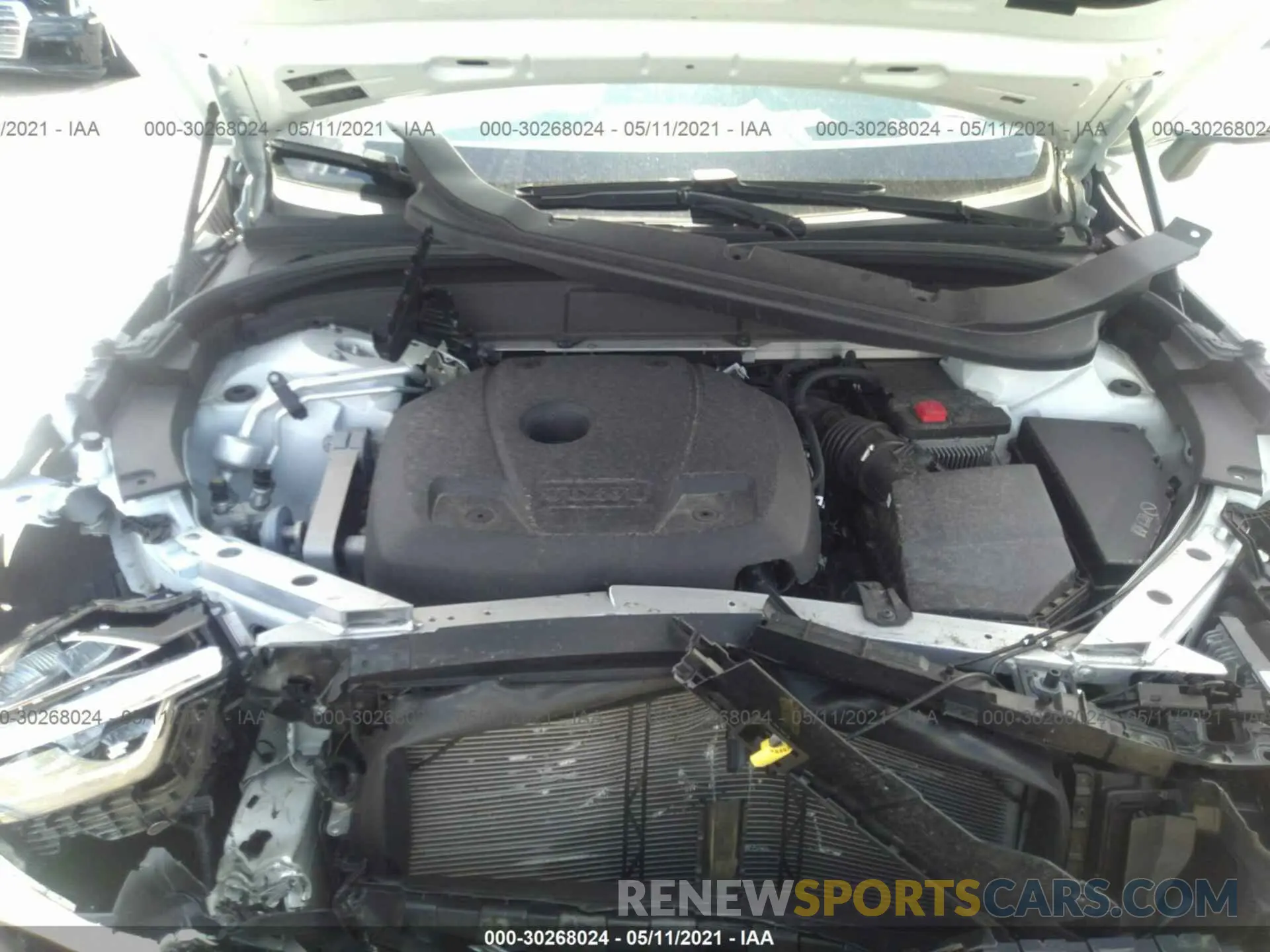 10 fotografías del automóvil dañado LYVA22RM9KB218377 VOLVO XC60 2019