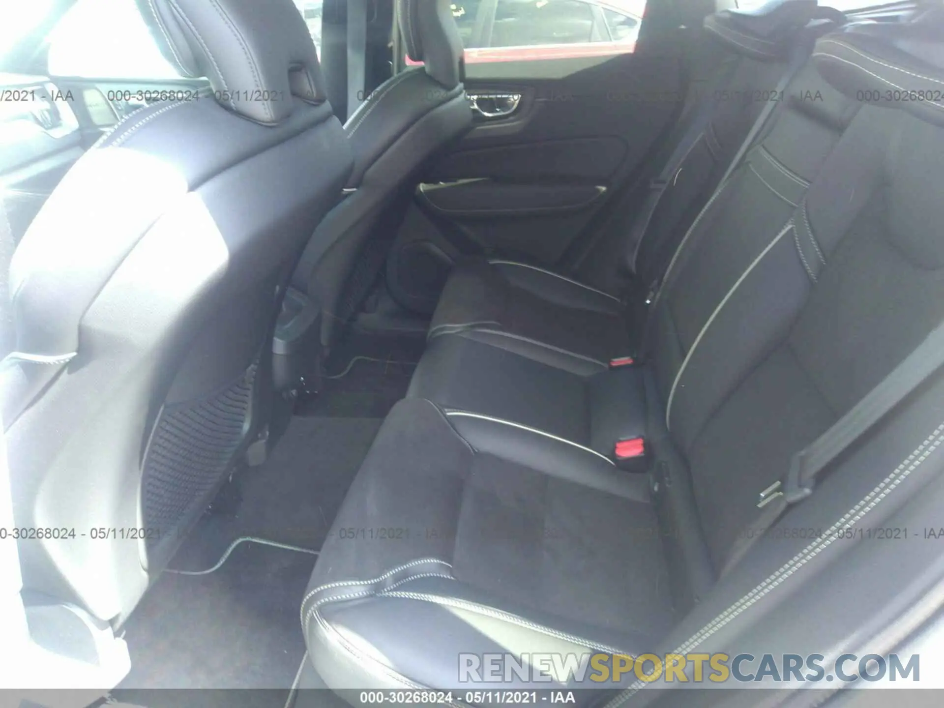 8 fotografías del automóvil dañado LYVA22RM9KB218377 VOLVO XC60 2019