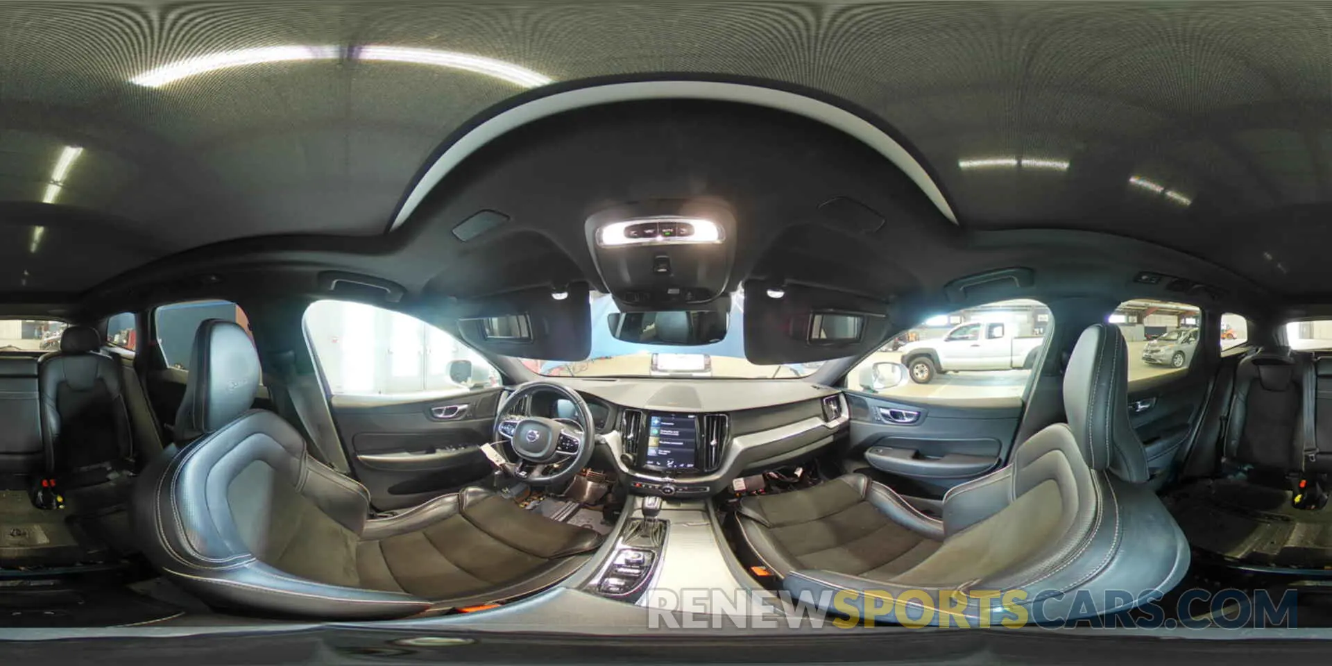 15 fotografías del automóvil dañado LYVA22RMXKB273761 VOLVO XC60 2019
