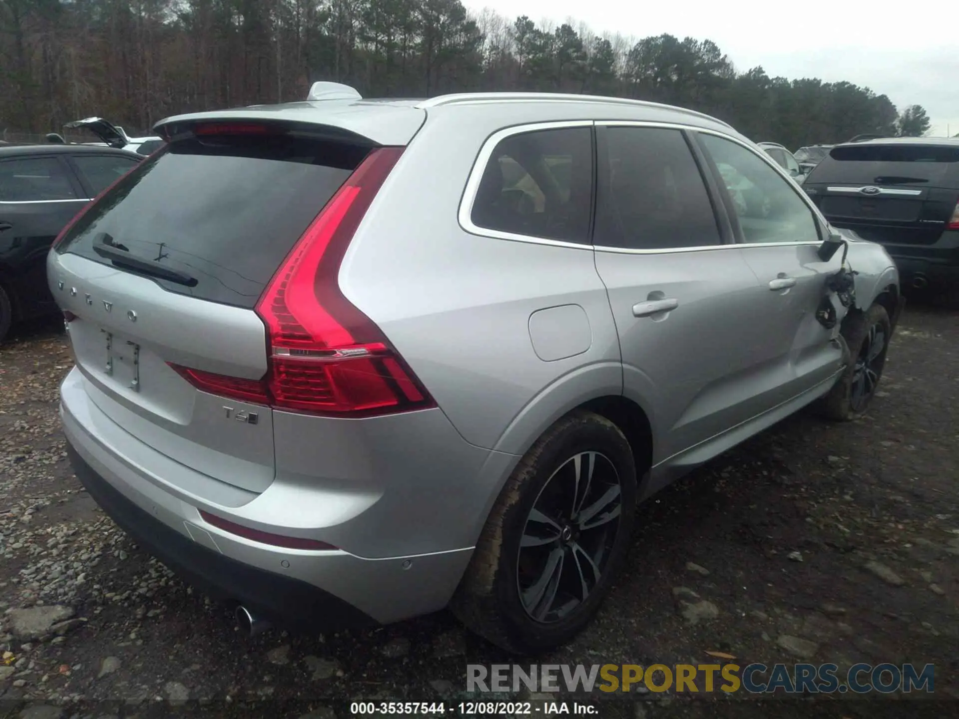 4 fotografías del automóvil dañado YV4A22RK1K1328570 VOLVO XC60 2019