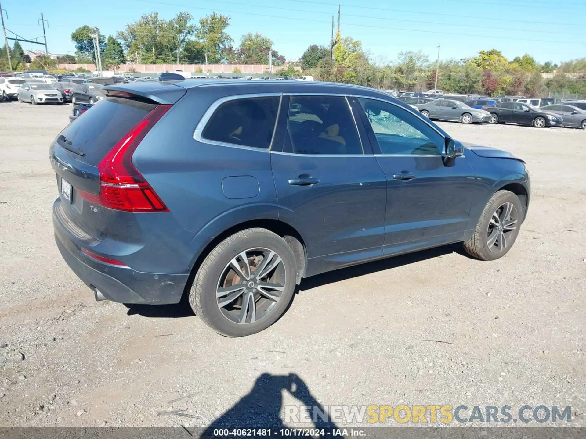 4 fotografías del automóvil dañado YV4A22RK3K1375471 VOLVO XC60 2019