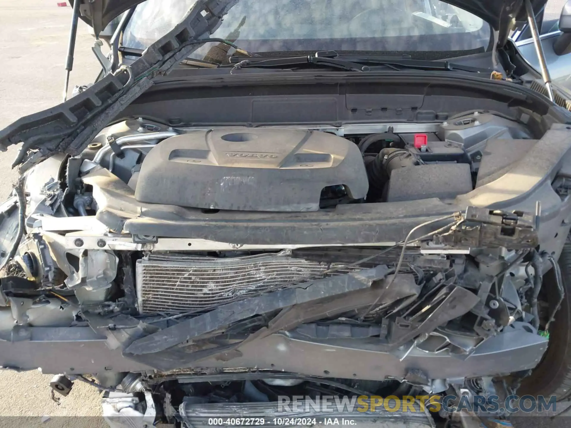 10 fotografías del automóvil dañado YV4A22RK8K1357385 VOLVO XC60 2019