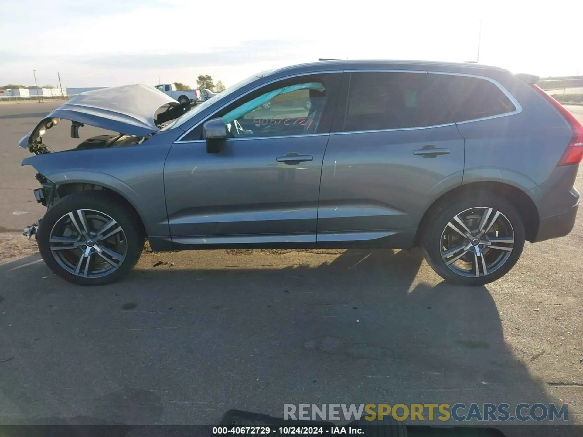 15 fotografías del automóvil dañado YV4A22RK8K1357385 VOLVO XC60 2019