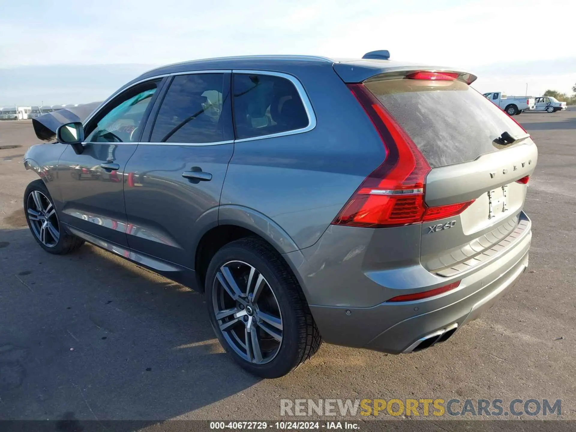 3 fotografías del automóvil dañado YV4A22RK8K1357385 VOLVO XC60 2019