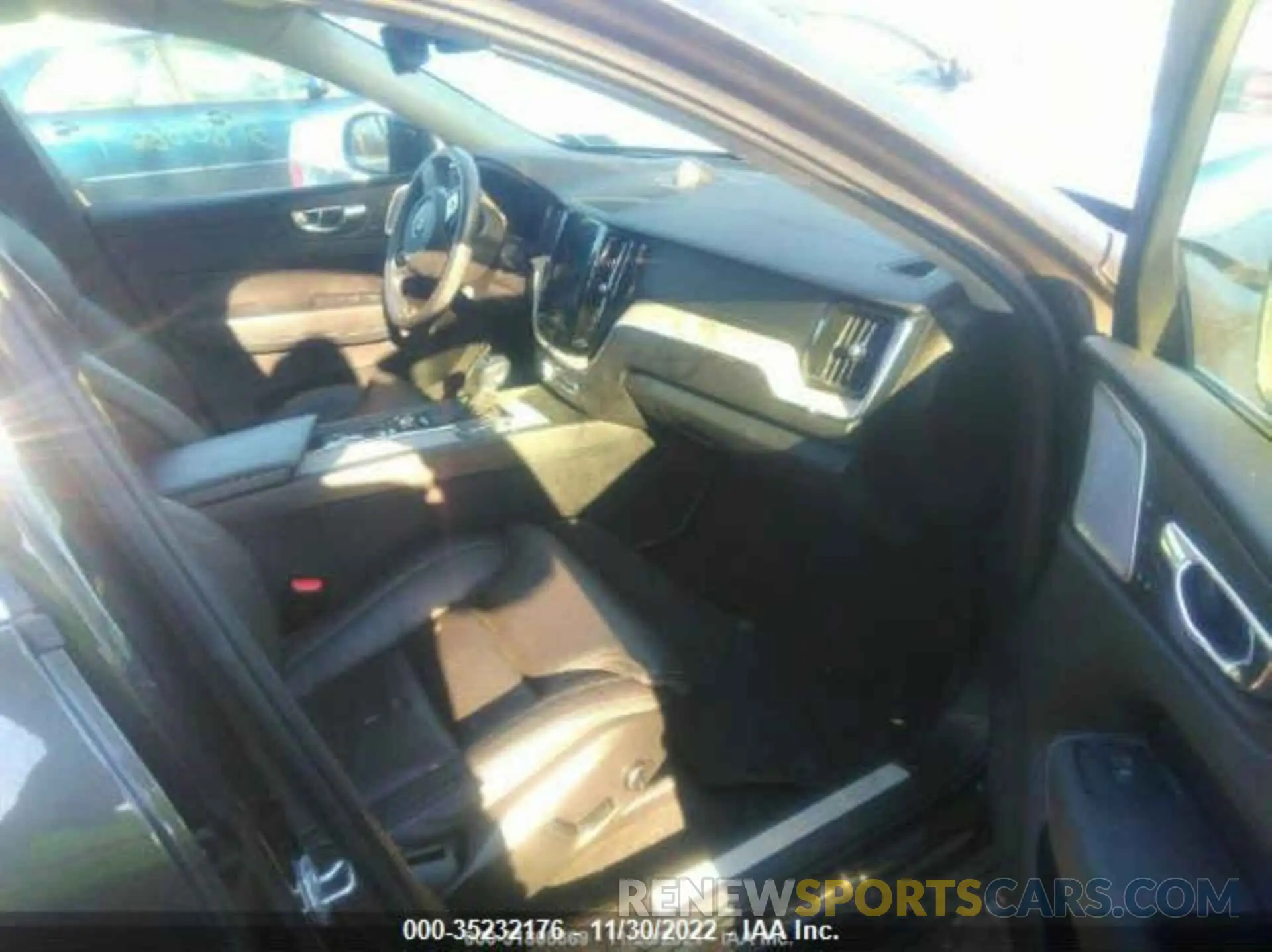 5 fotografías del automóvil dañado YV4A22RL6K1344479 VOLVO XC60 2019