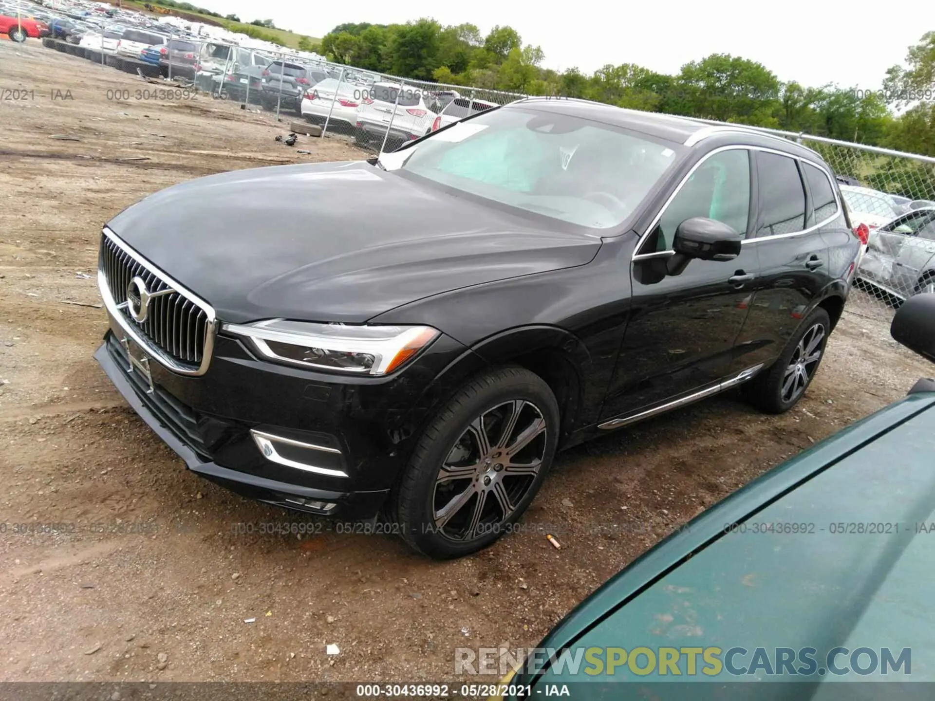 2 fotografías del automóvil dañado YV4A22RL8K1342653 VOLVO XC60 2019