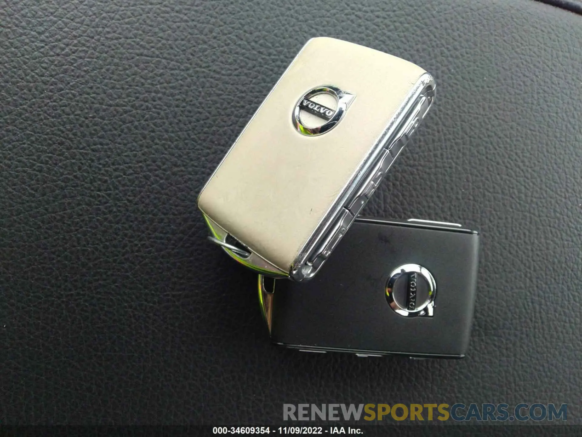 11 fotografías del automóvil dañado YV4A22RLXK1337857 VOLVO XC60 2019