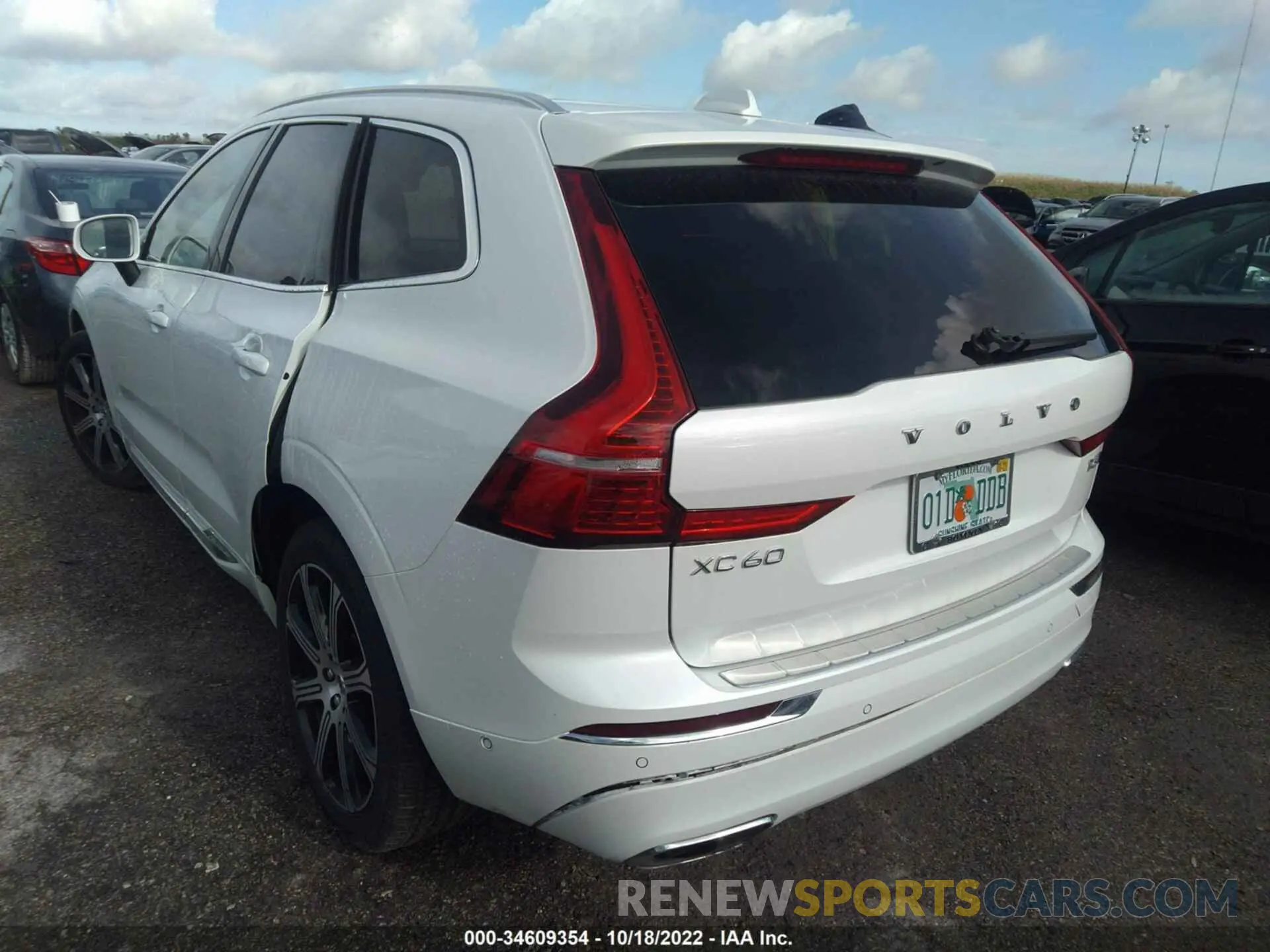 3 fotografías del automóvil dañado YV4A22RLXK1337857 VOLVO XC60 2019