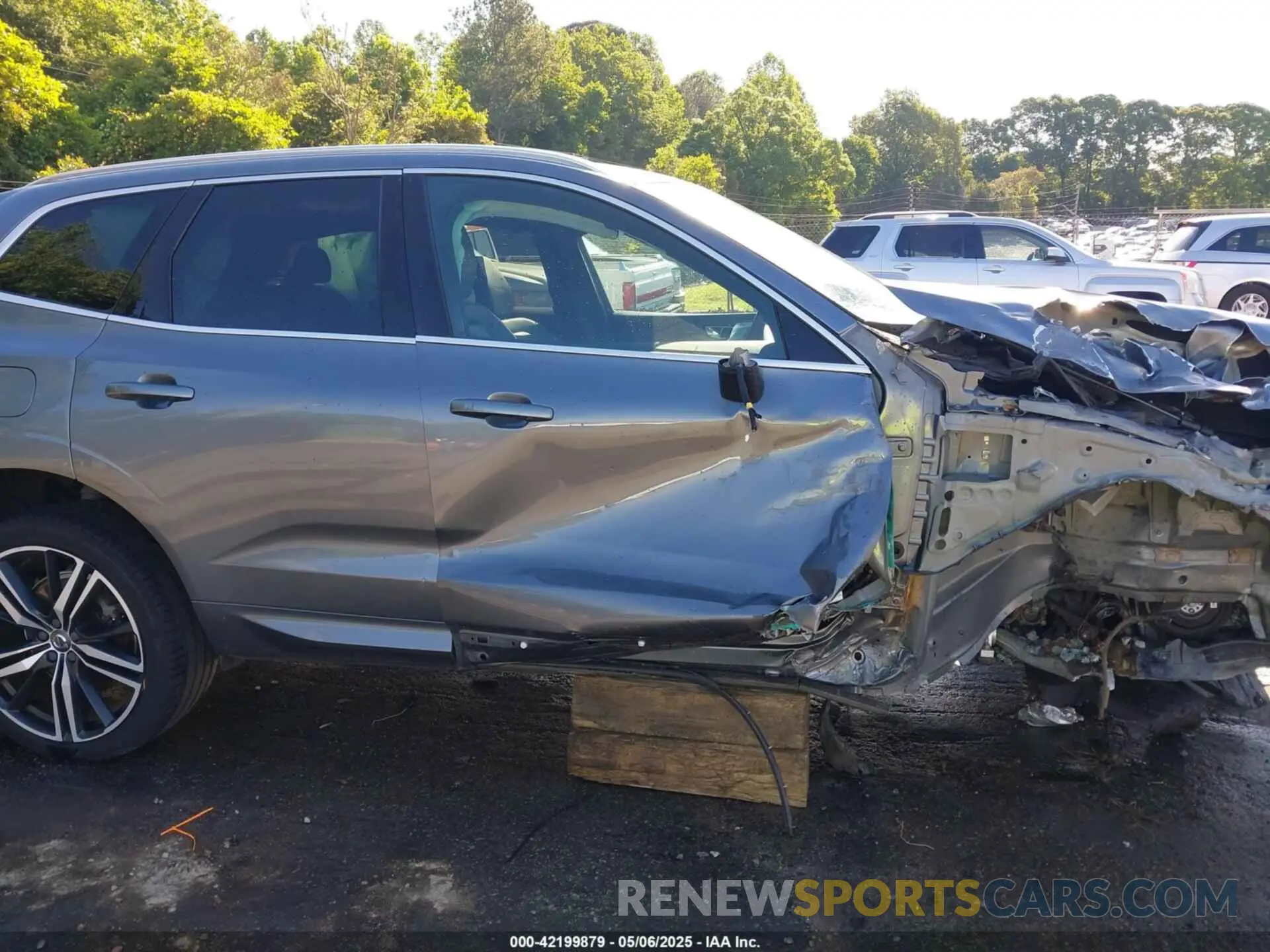 12 fotografías del automóvil dañado YV4A22RM1K1351428 VOLVO XC60 2019