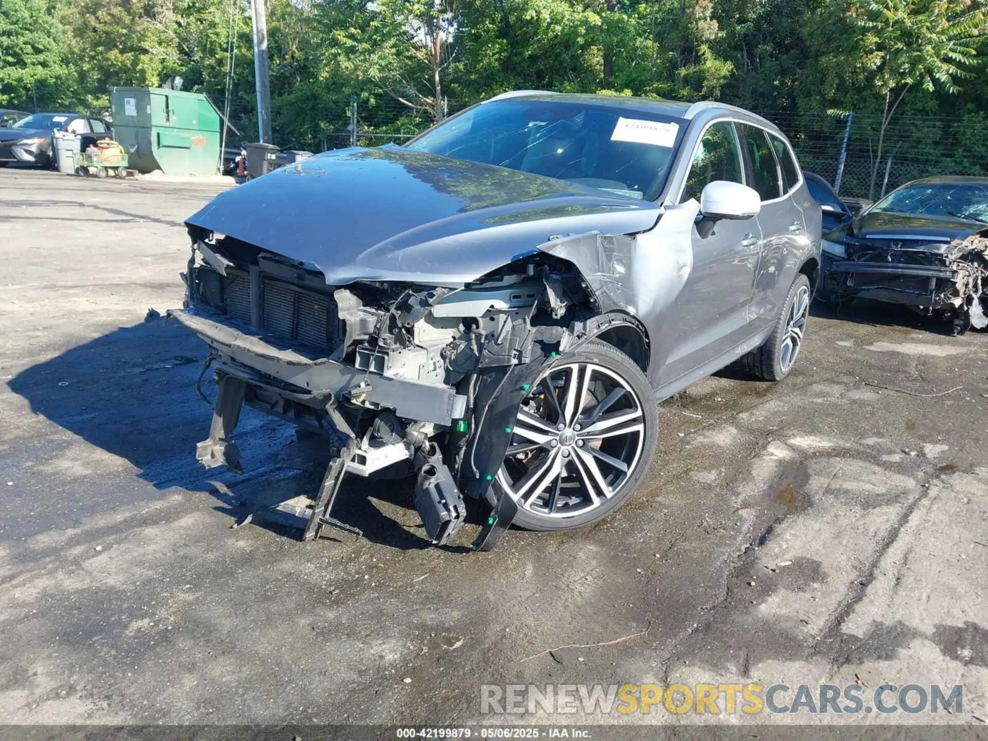 2 fotografías del automóvil dañado YV4A22RM1K1351428 VOLVO XC60 2019