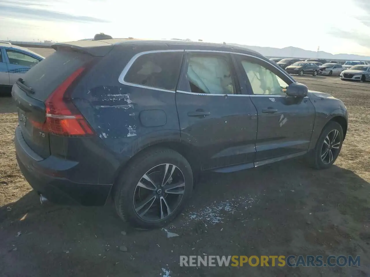 3 fotografías del automóvil dañado YV4102DK1L1504211 VOLVO XC60 2020