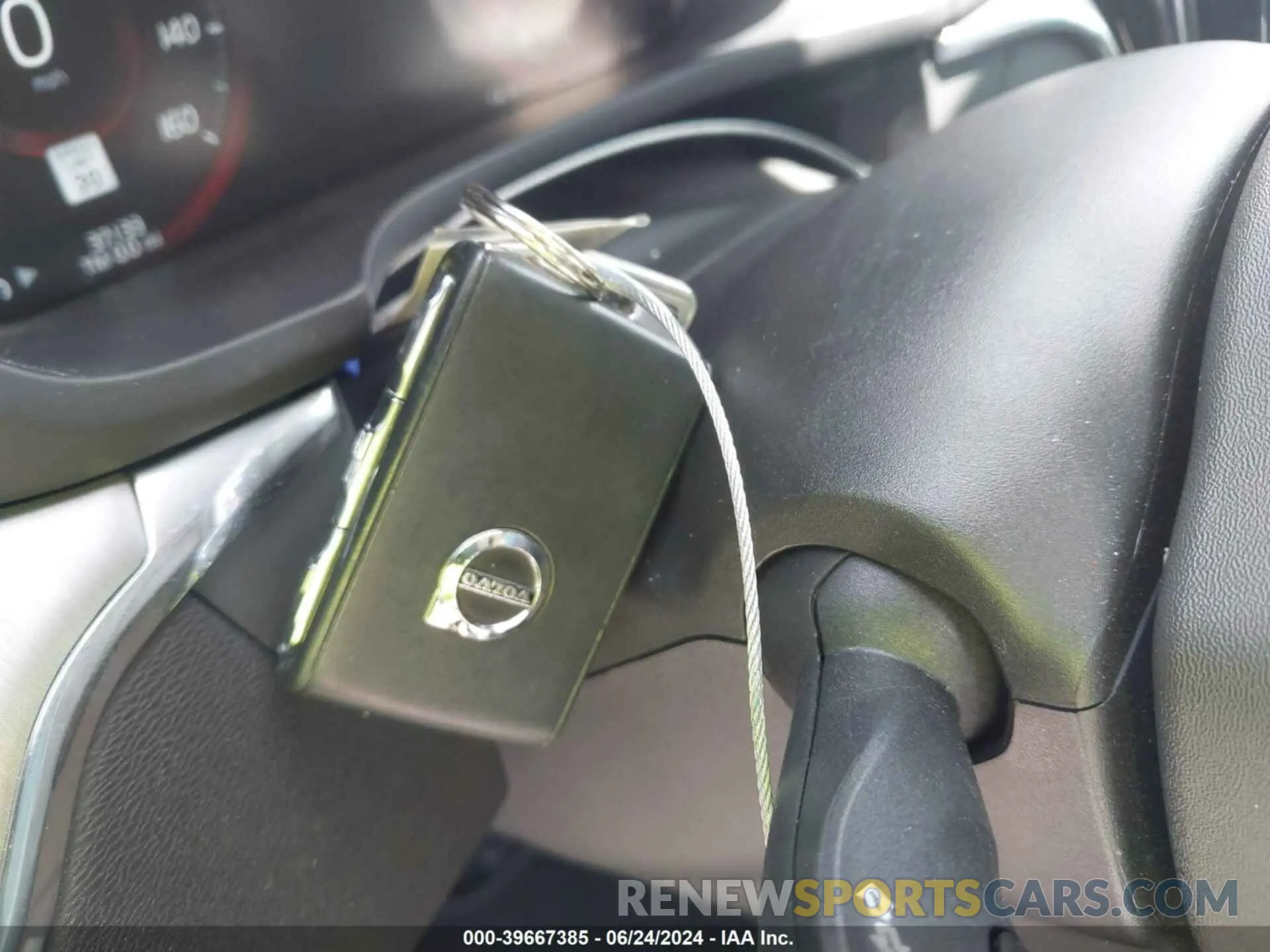 11 fotografías del automóvil dañado YV4102DK4L1589903 VOLVO XC60 2020