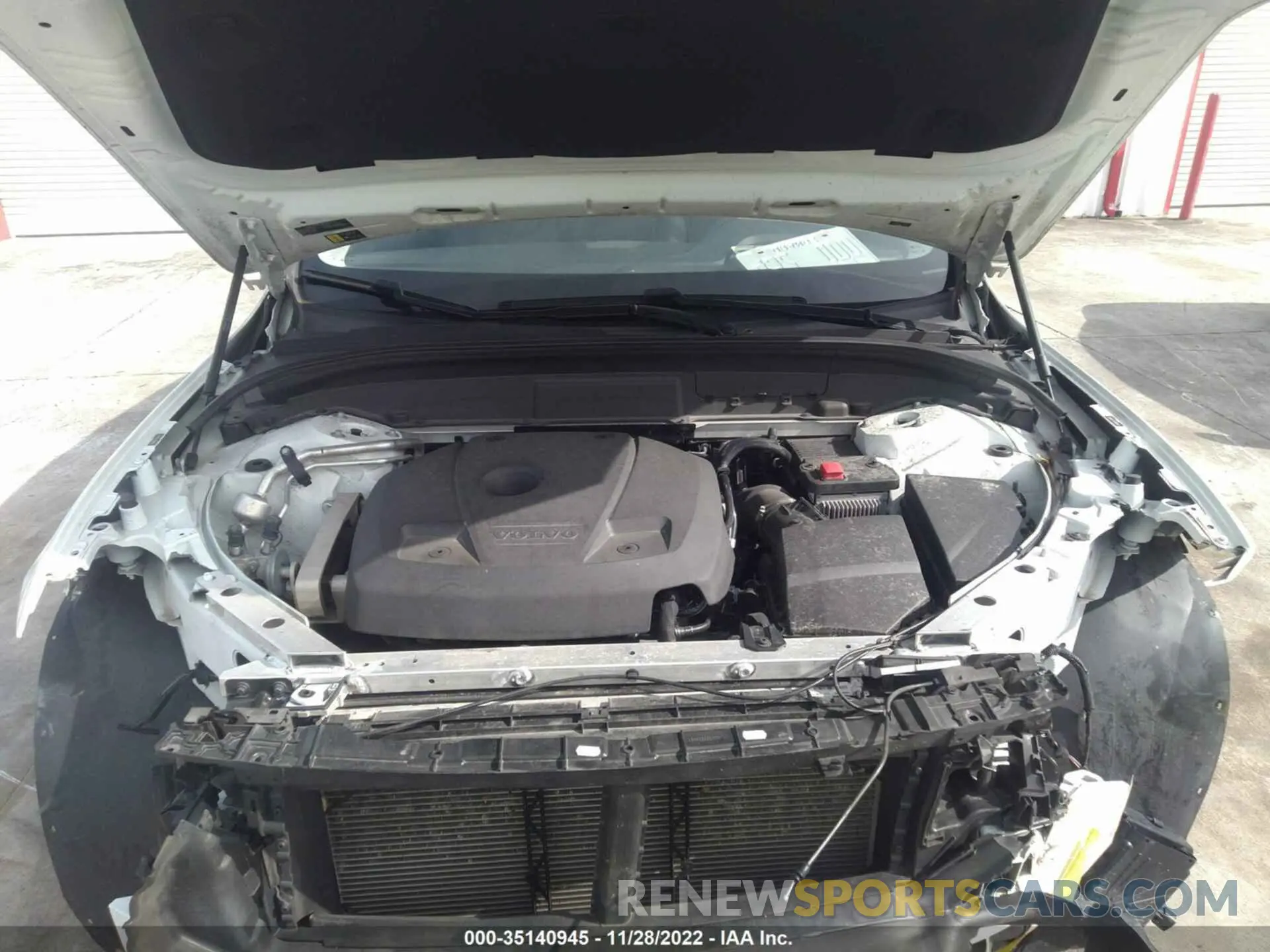 10 fotografías del automóvil dañado YV4102DL4L1478695 VOLVO XC60 2020