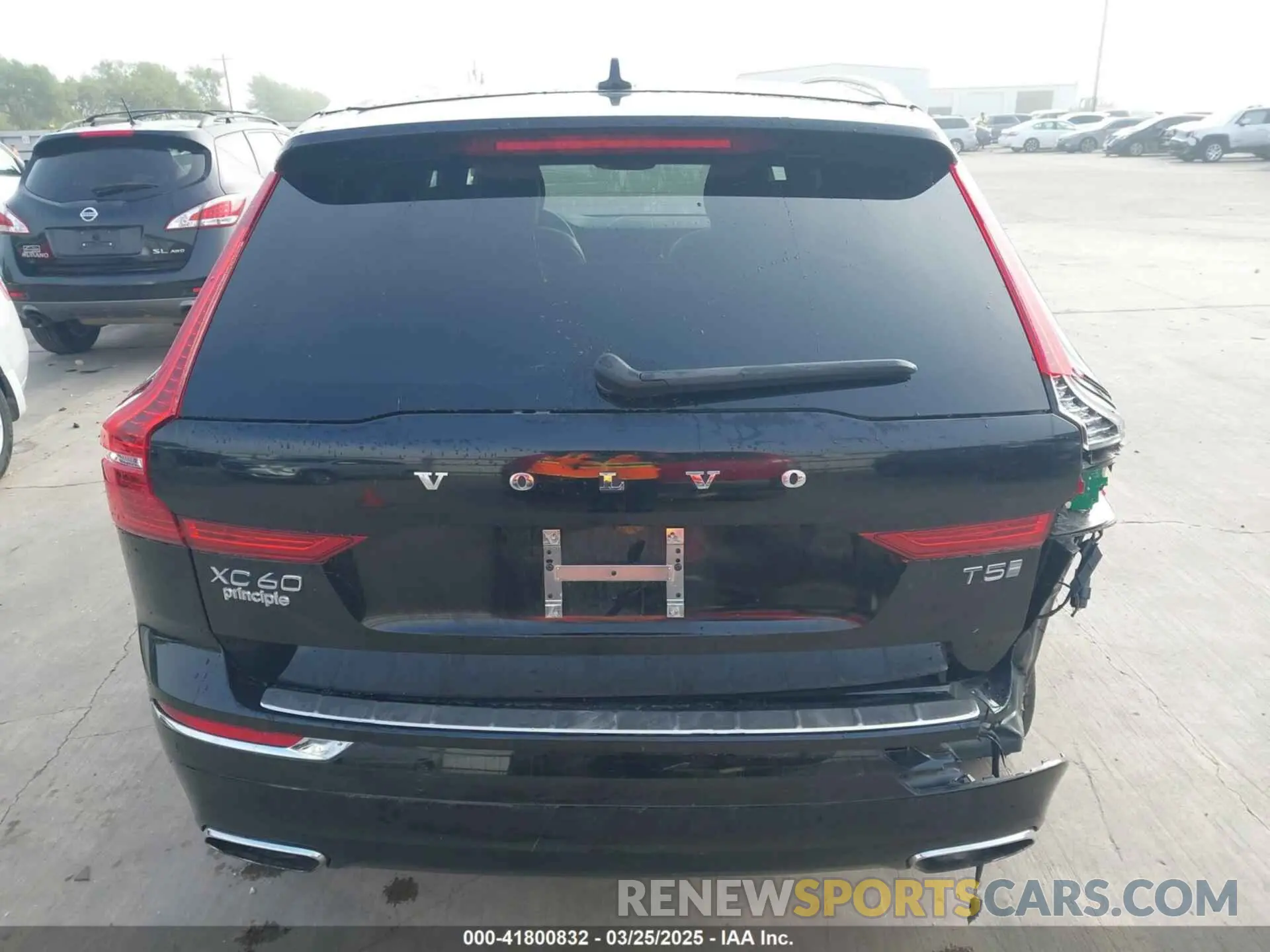 17 fotografías del automóvil dañado YV4102DL4L1535820 VOLVO XC60 2020