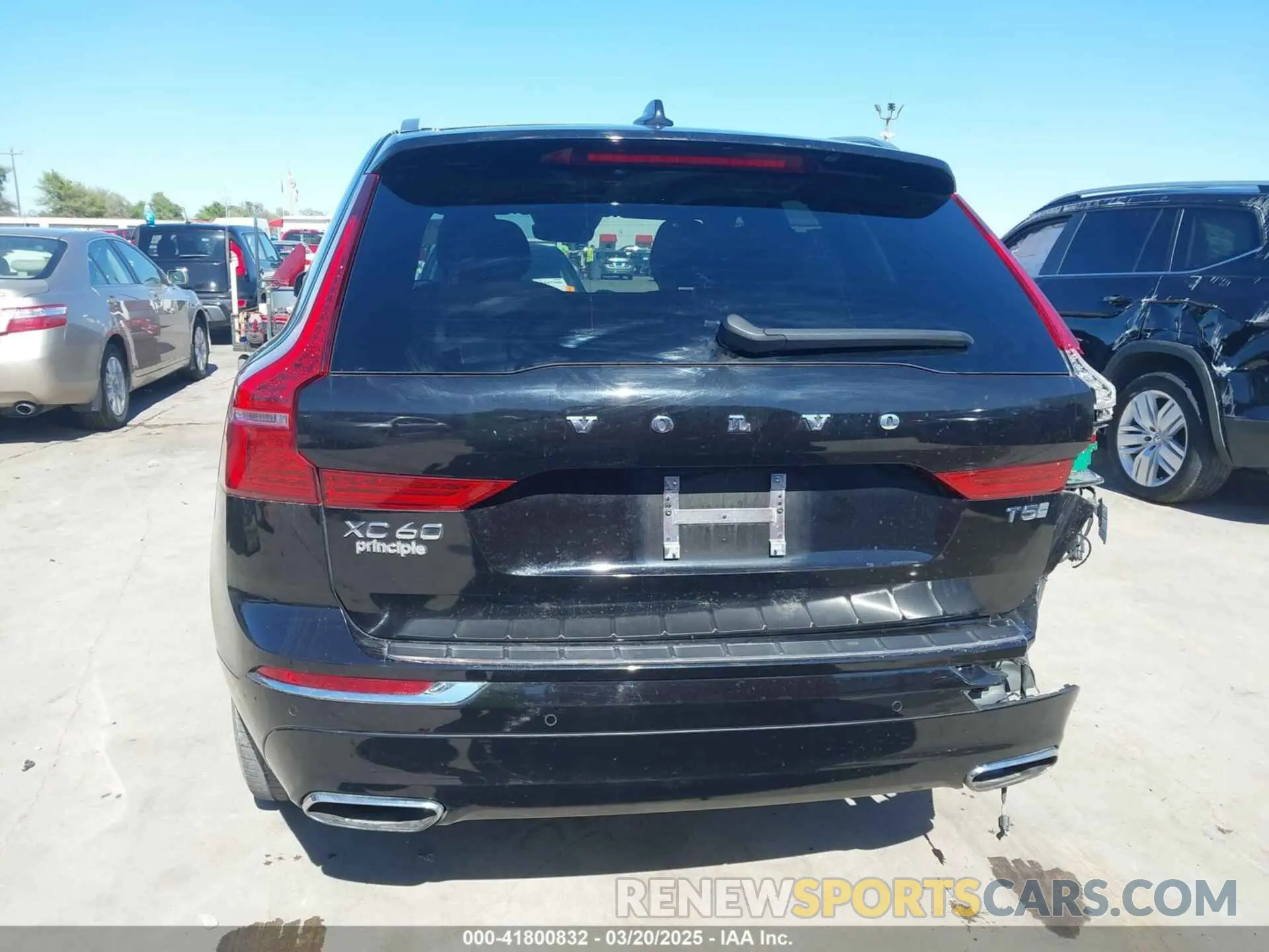 20 fotografías del automóvil dañado YV4102DL4L1535820 VOLVO XC60 2020