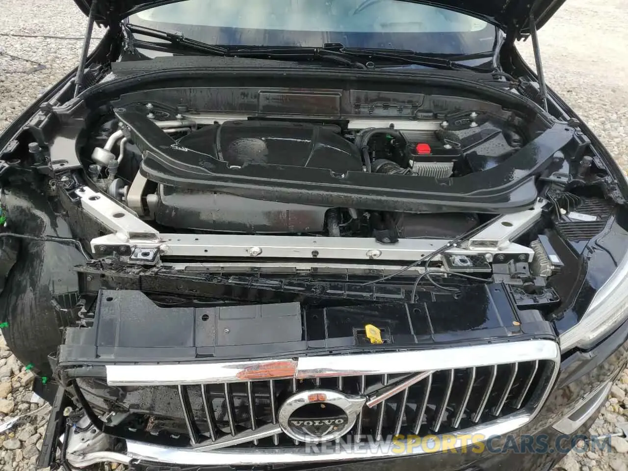 12 fotografías del automóvil dañado YV4102DLXL1516978 VOLVO XC60 2020