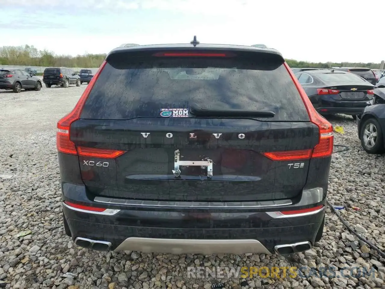 6 fotografías del automóvil dañado YV4102DLXL1516978 VOLVO XC60 2020