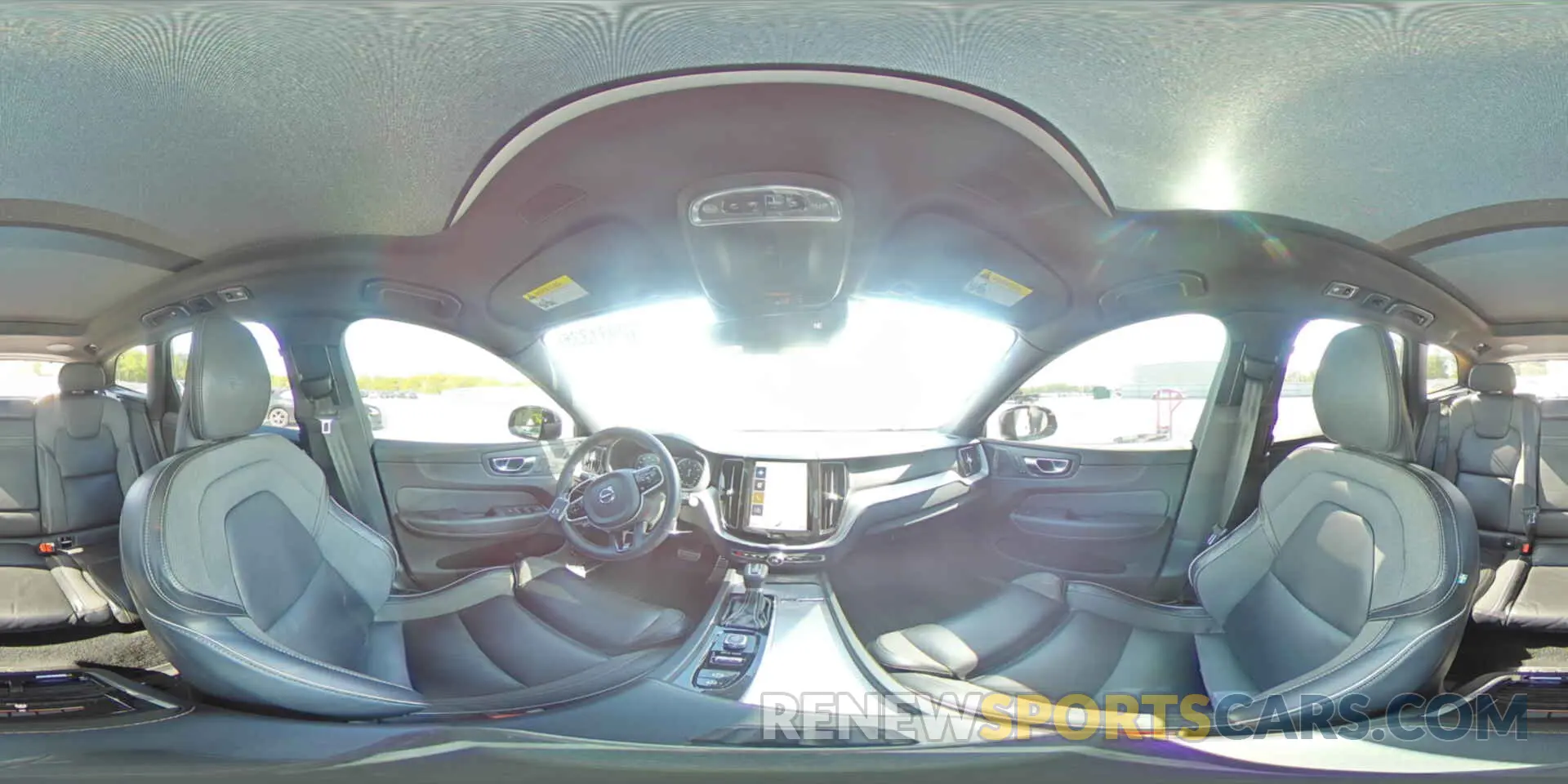 14 fotografías del automóvil dañado YV4102DM1L1498380 VOLVO XC60 2020