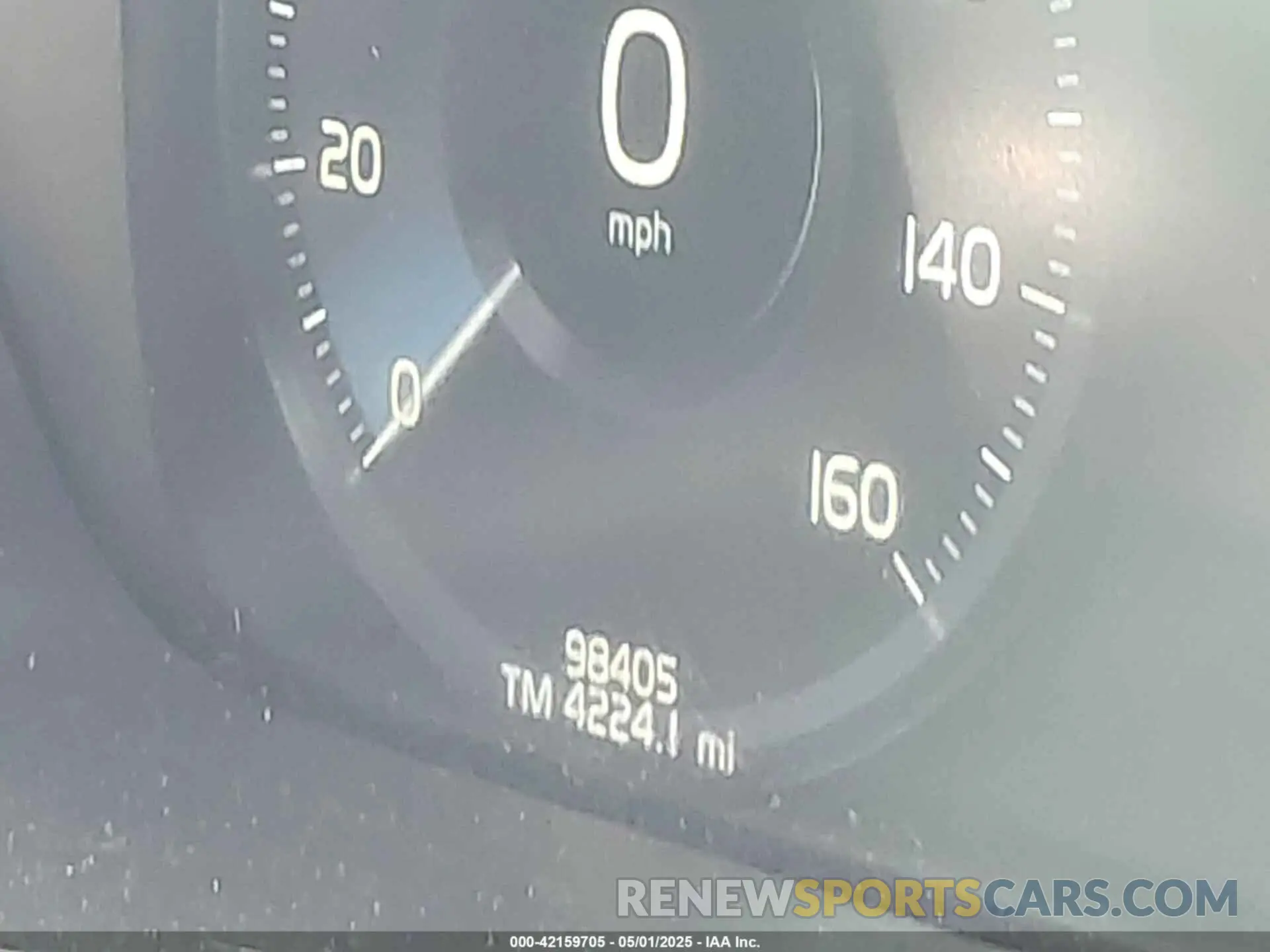 14 fotografías del automóvil dañado YV4102RK0L1478564 VOLVO XC60 2020