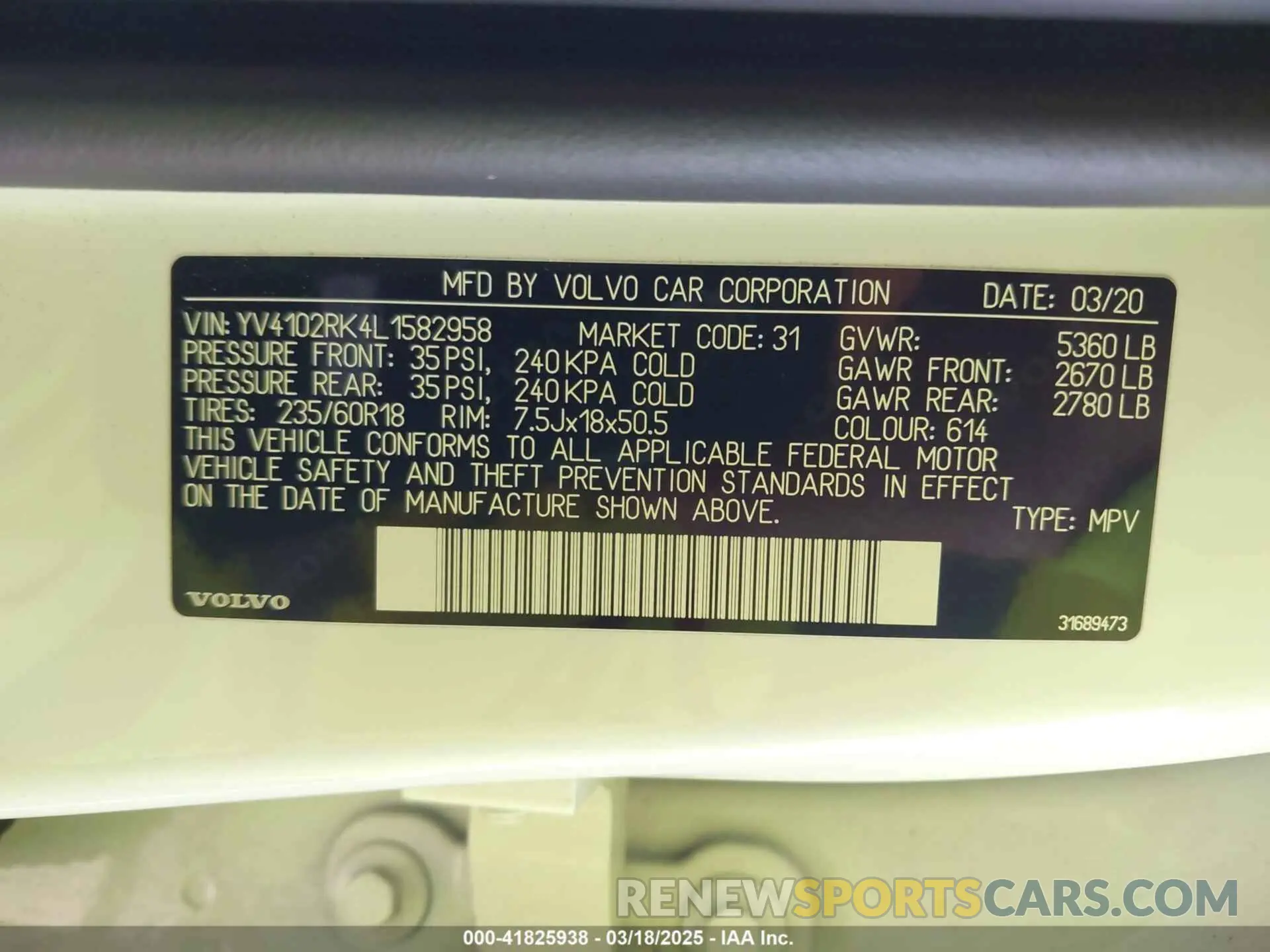 9 fotografías del automóvil dañado YV4102RK4L1582958 VOLVO XC60 2020