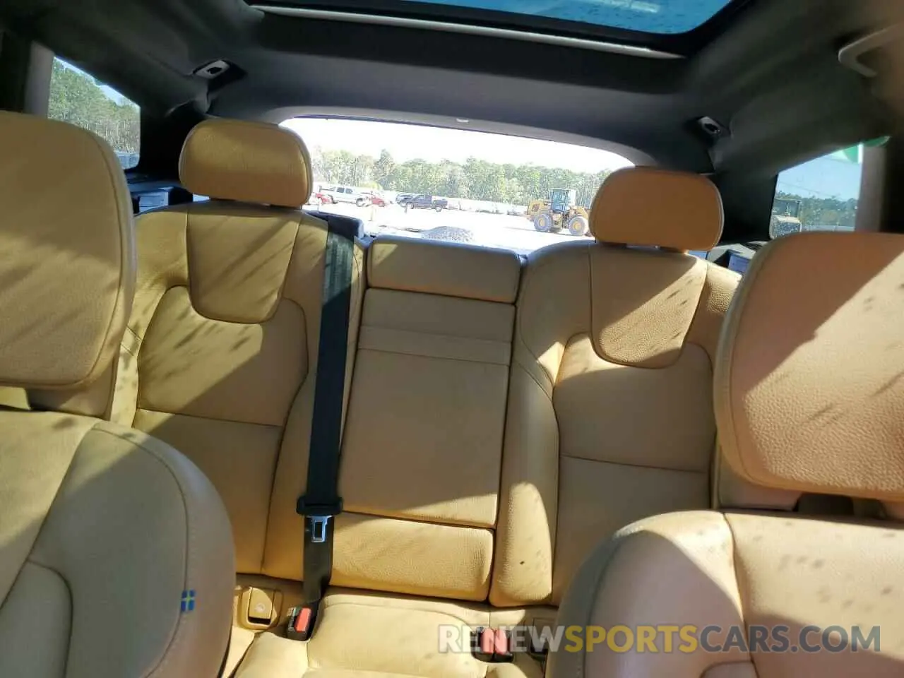 10 fotografías del automóvil dañado YV4102RK5L1432910 VOLVO XC60 2020