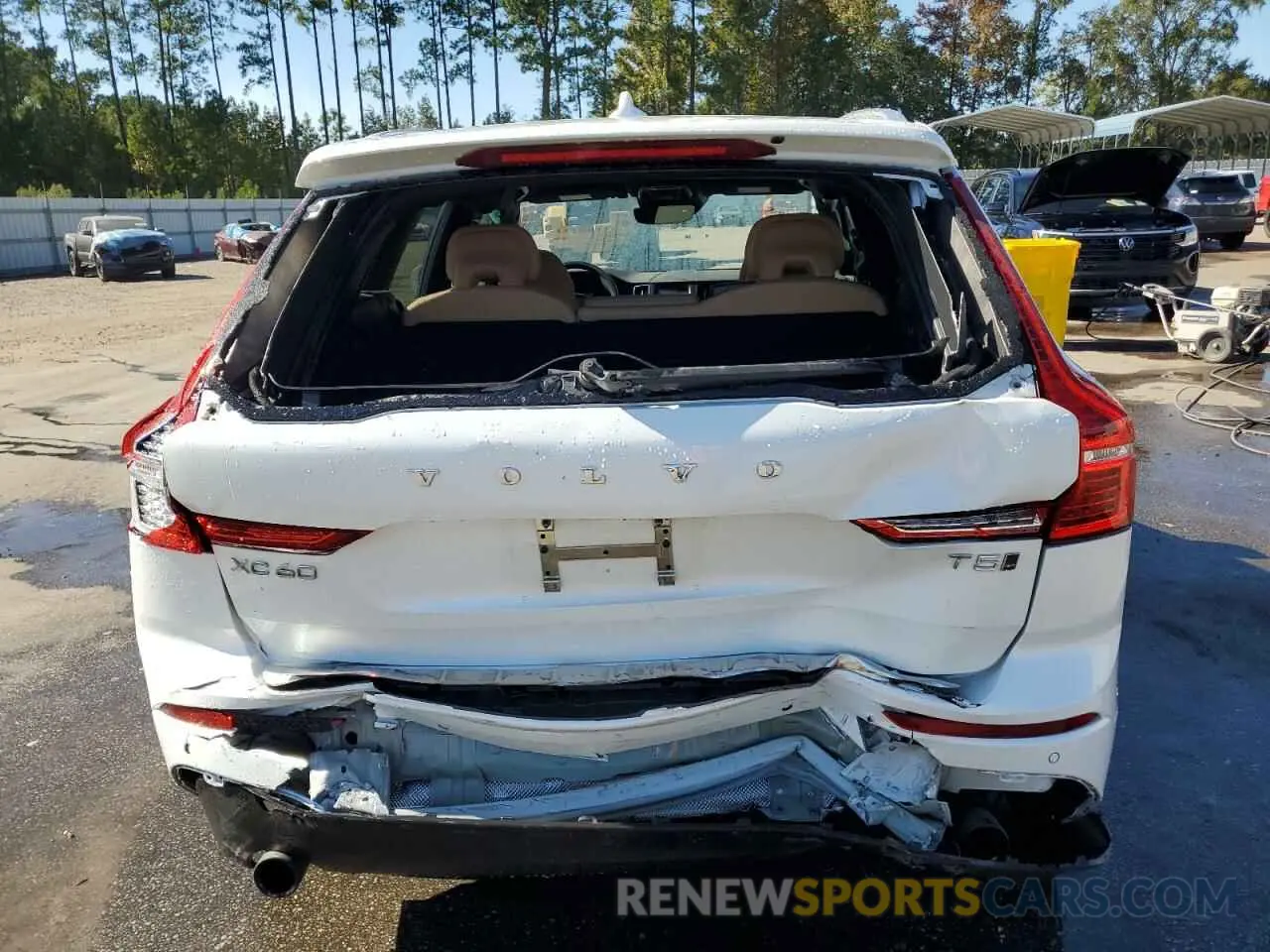 6 fotografías del automóvil dañado YV4102RK5L1432910 VOLVO XC60 2020