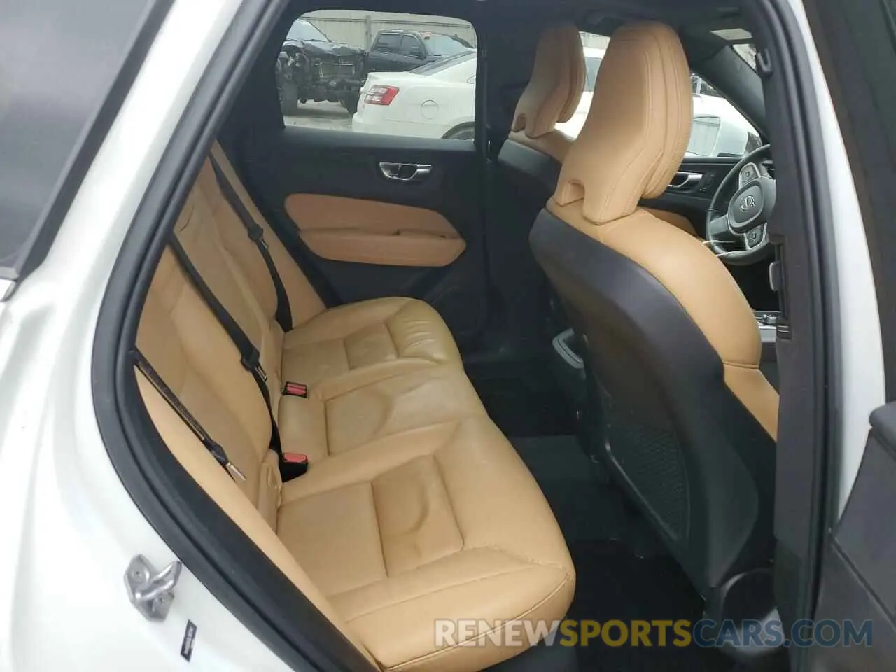 11 fotografías del automóvil dañado YV4102RK5L1601145 VOLVO XC60 2020
