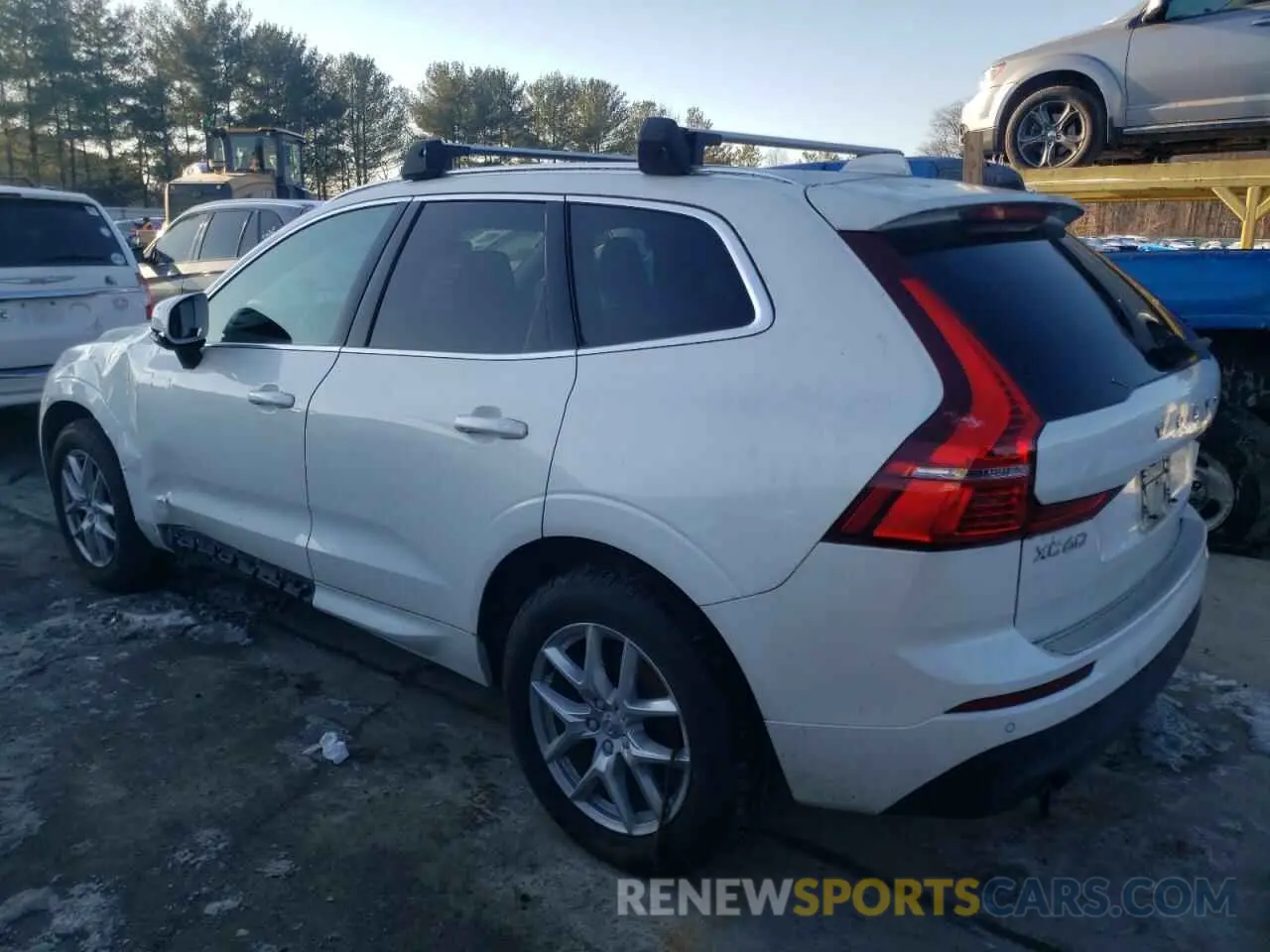 2 fotografías del automóvil dañado YV4102RK6L1440918 VOLVO XC60 2020
