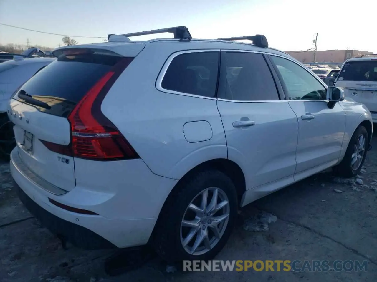 3 fotografías del automóvil dañado YV4102RK6L1440918 VOLVO XC60 2020