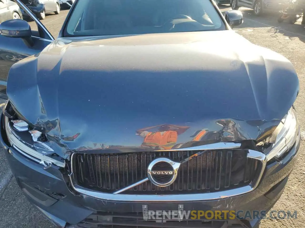 12 fotografías del automóvil dañado YV4102RK6L1565885 VOLVO XC60 2020