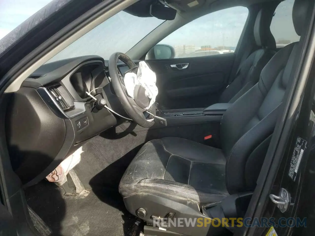 7 fotografías del automóvil dañado YV4102RK7L1459073 VOLVO XC60 2020