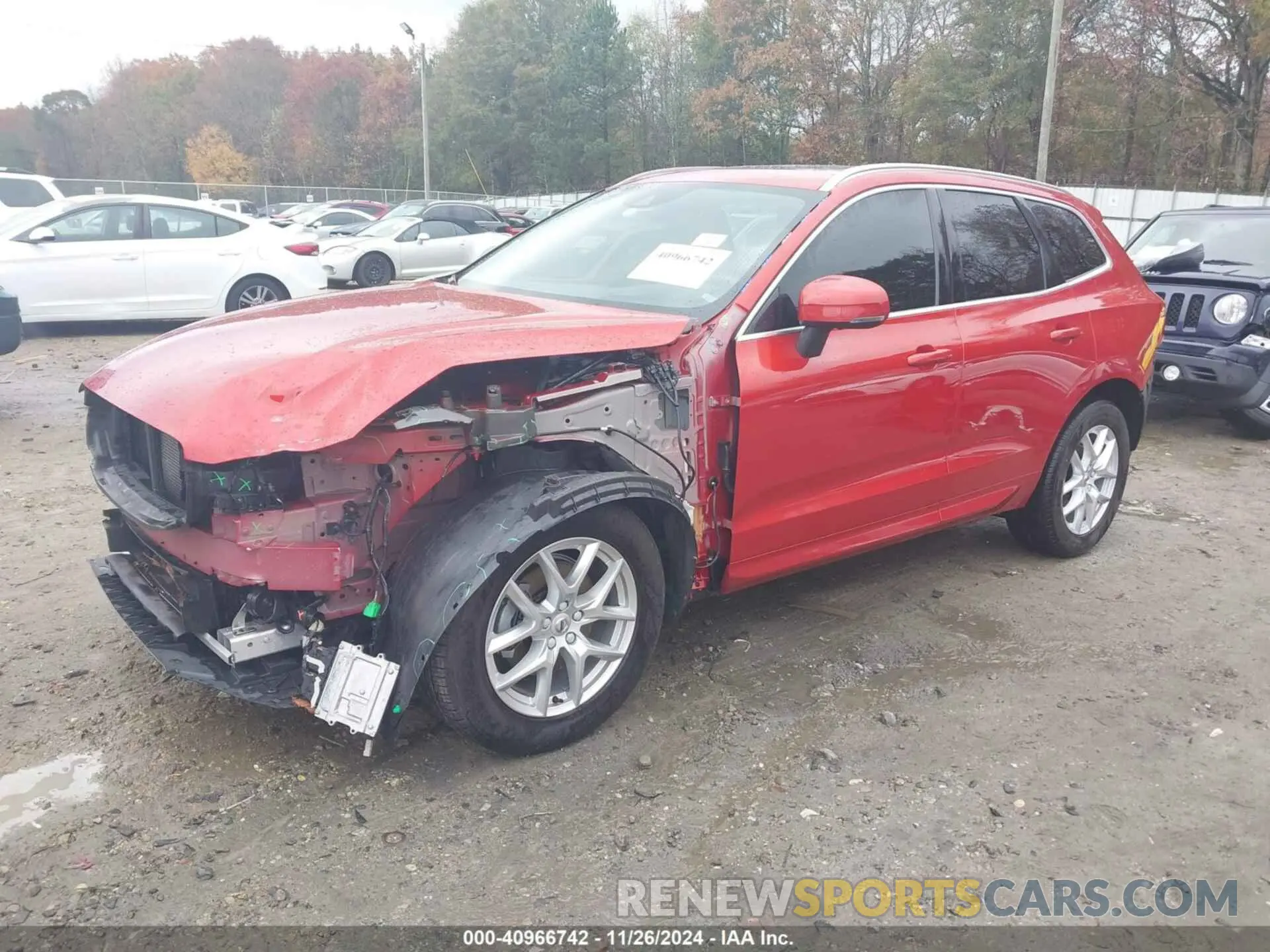 2 fotografías del automóvil dañado YV4102RK7L1602099 VOLVO XC60 2020