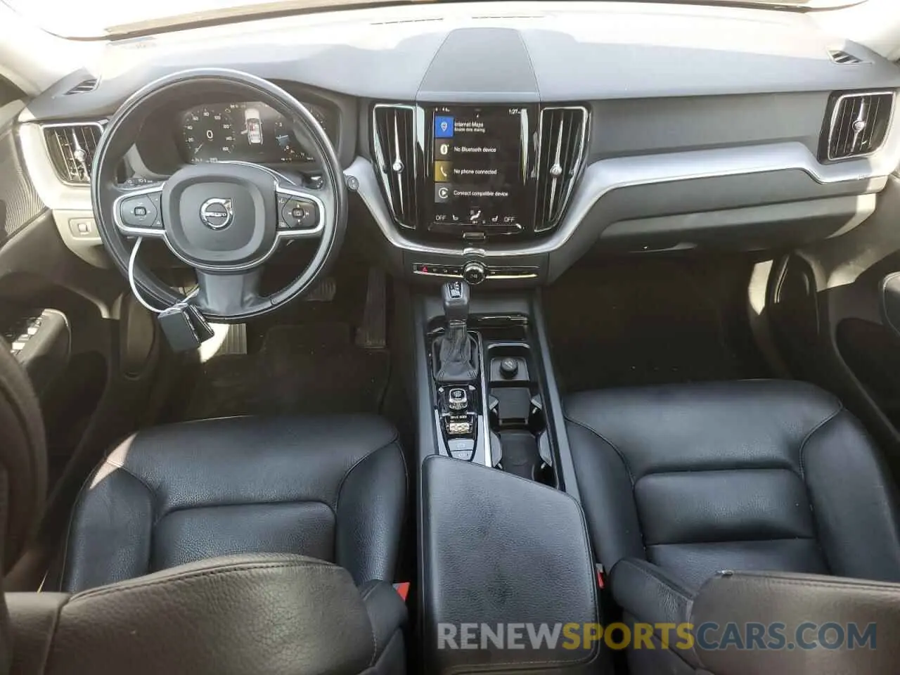 8 fotografías del automóvil dañado YV4102RK8L1503078 VOLVO XC60 2020