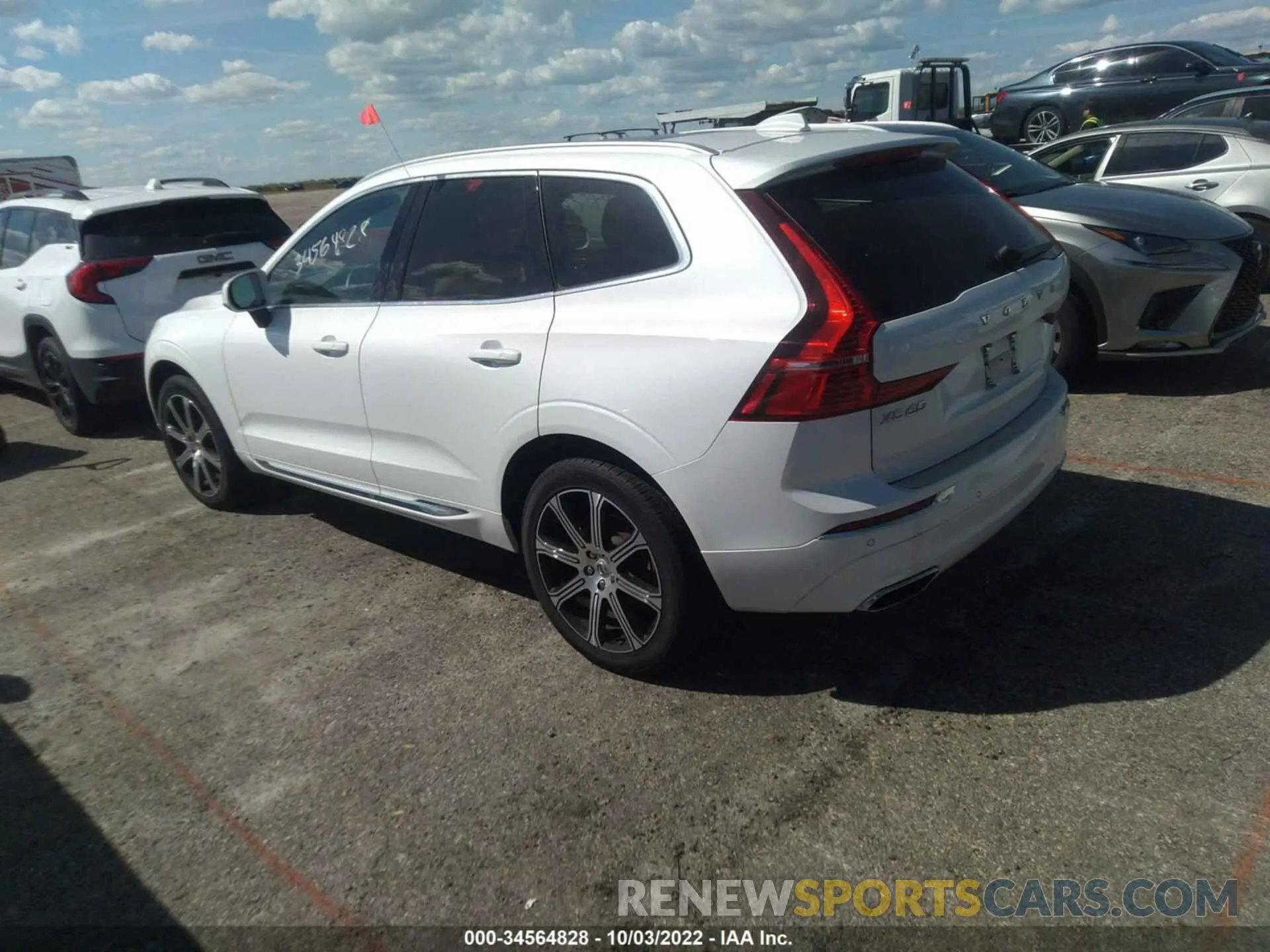 3 fotografías del automóvil dañado YV4102RL0L1609257 VOLVO XC60 2020