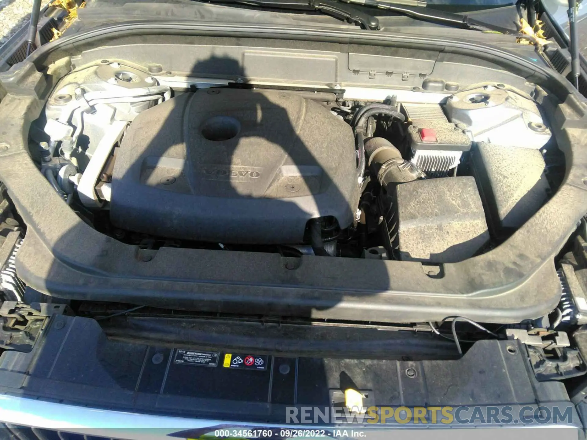 10 fotografías del automóvil dañado YV4102RL1L1525657 VOLVO XC60 2020