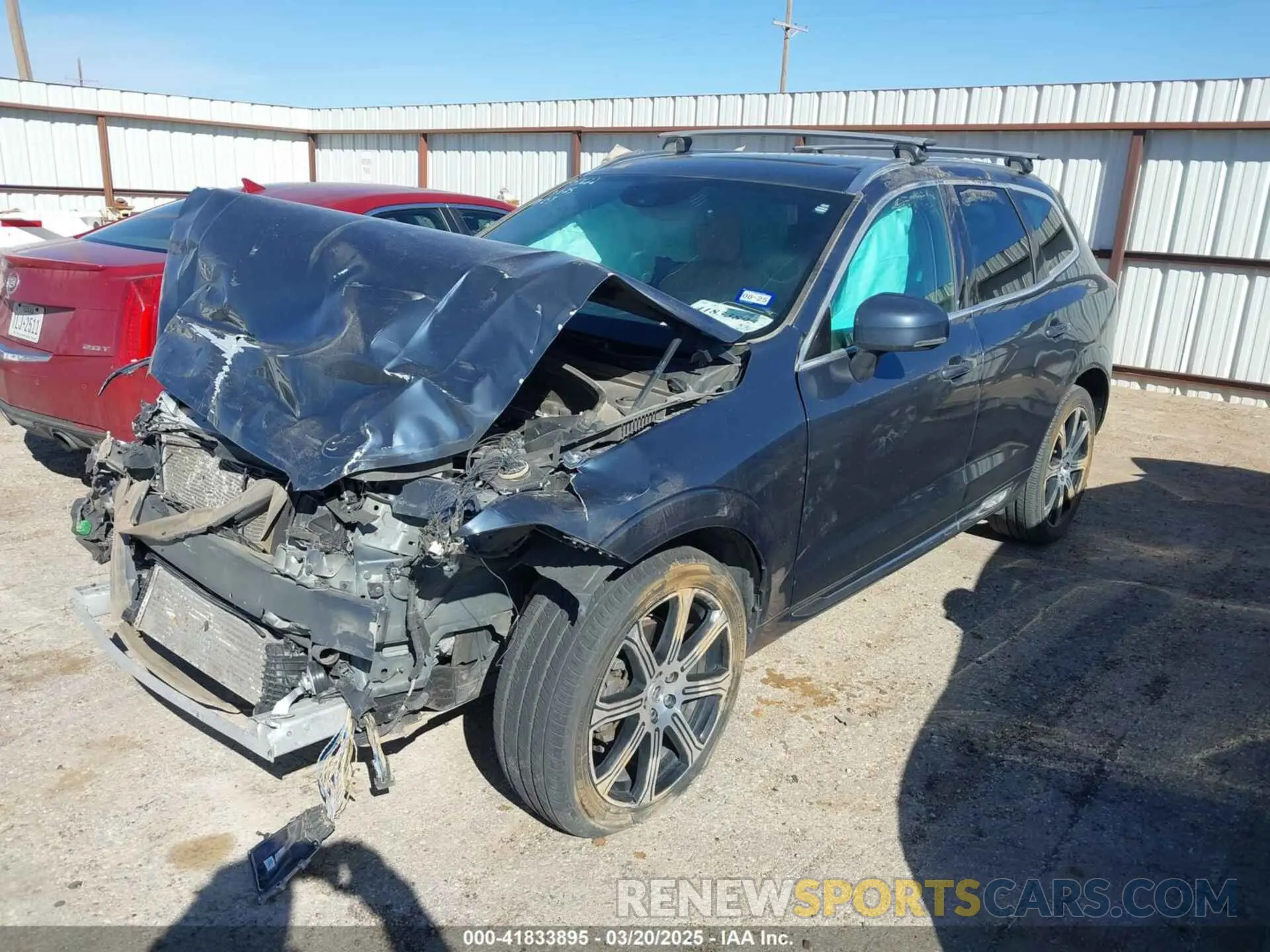 2 fotografías del automóvil dañado YV4102RL6L1464225 VOLVO XC60 2020