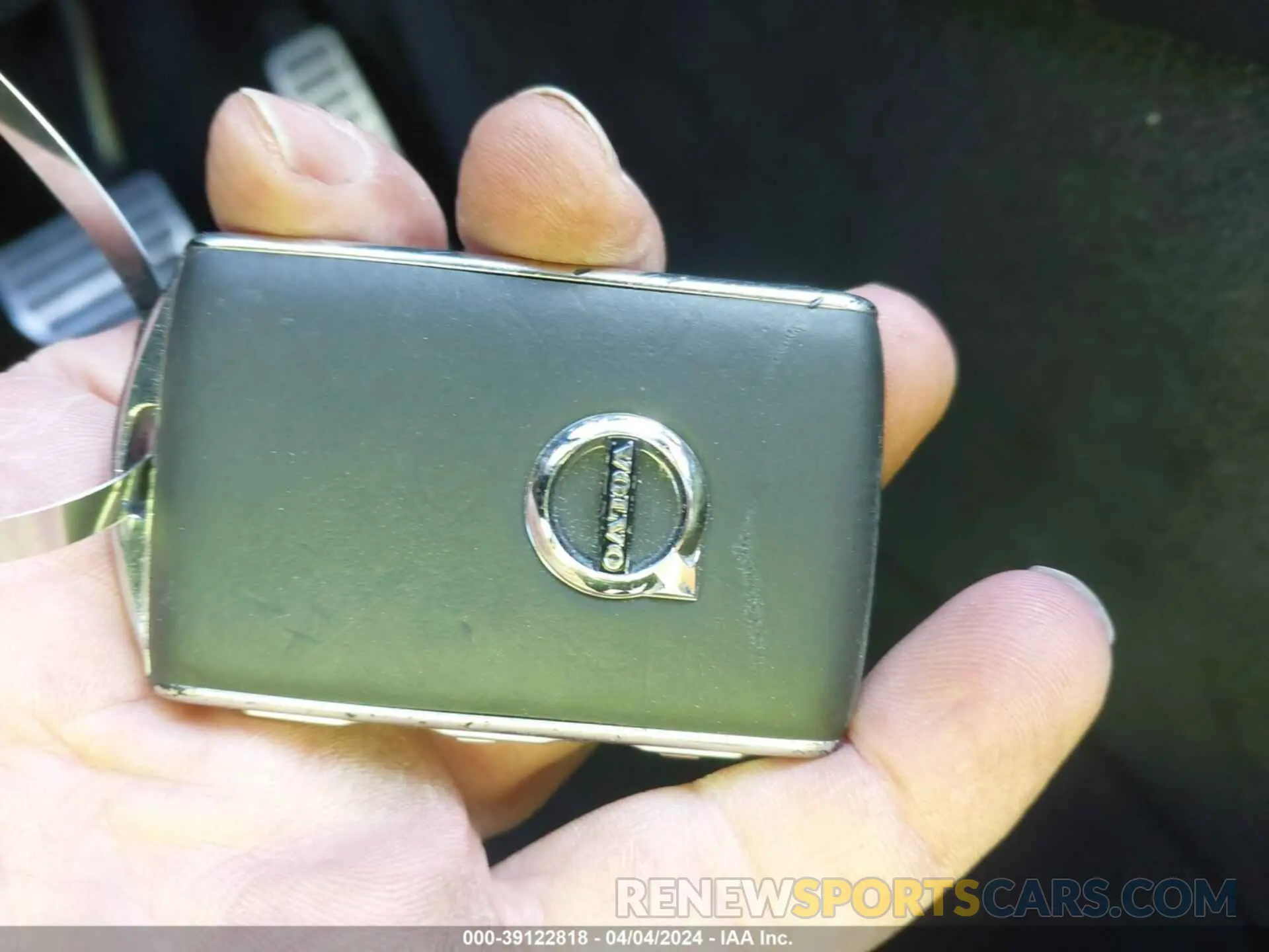 11 fotografías del automóvil dañado YV4102RM0L1589195 VOLVO XC60 2020