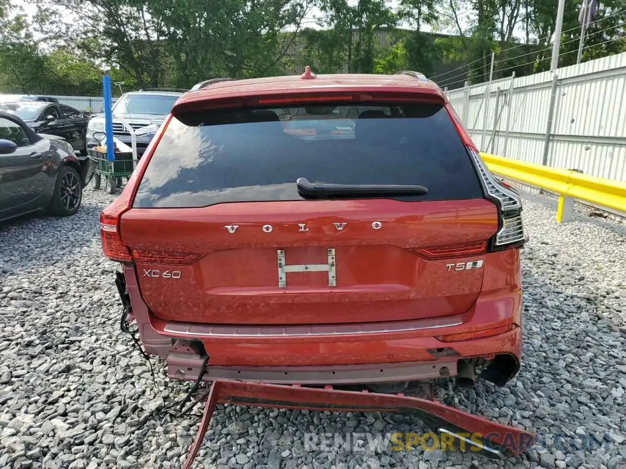 6 fotografías del automóvil dañado YV4102RM2L1525871 VOLVO XC60 2020