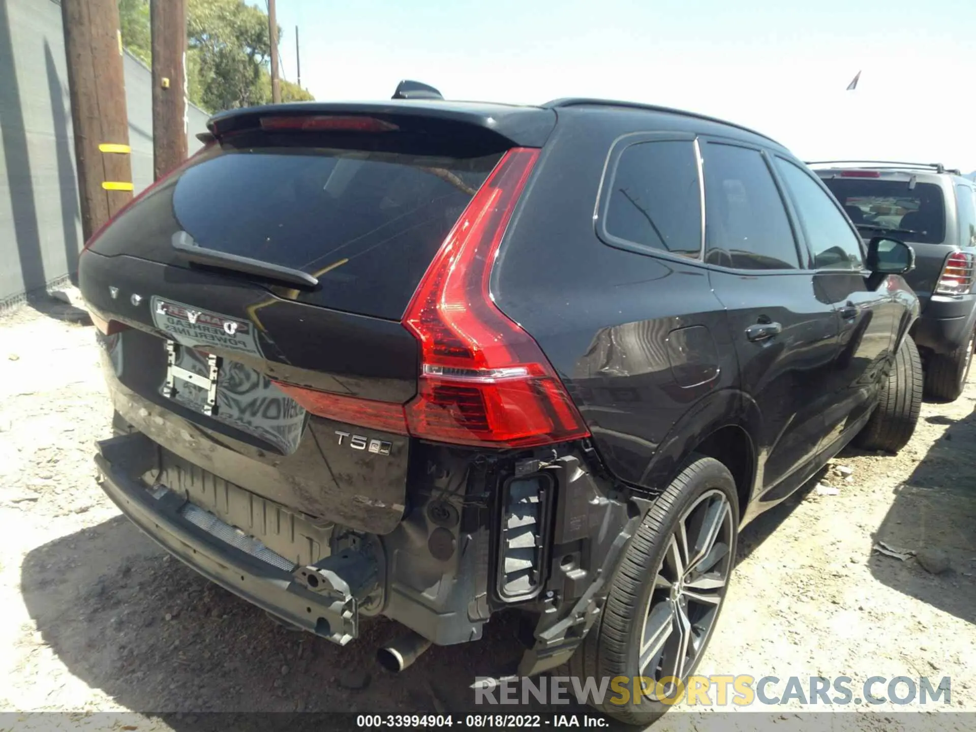 4 fotografías del automóvil dañado YV4102RM7L1508936 VOLVO XC60 2020