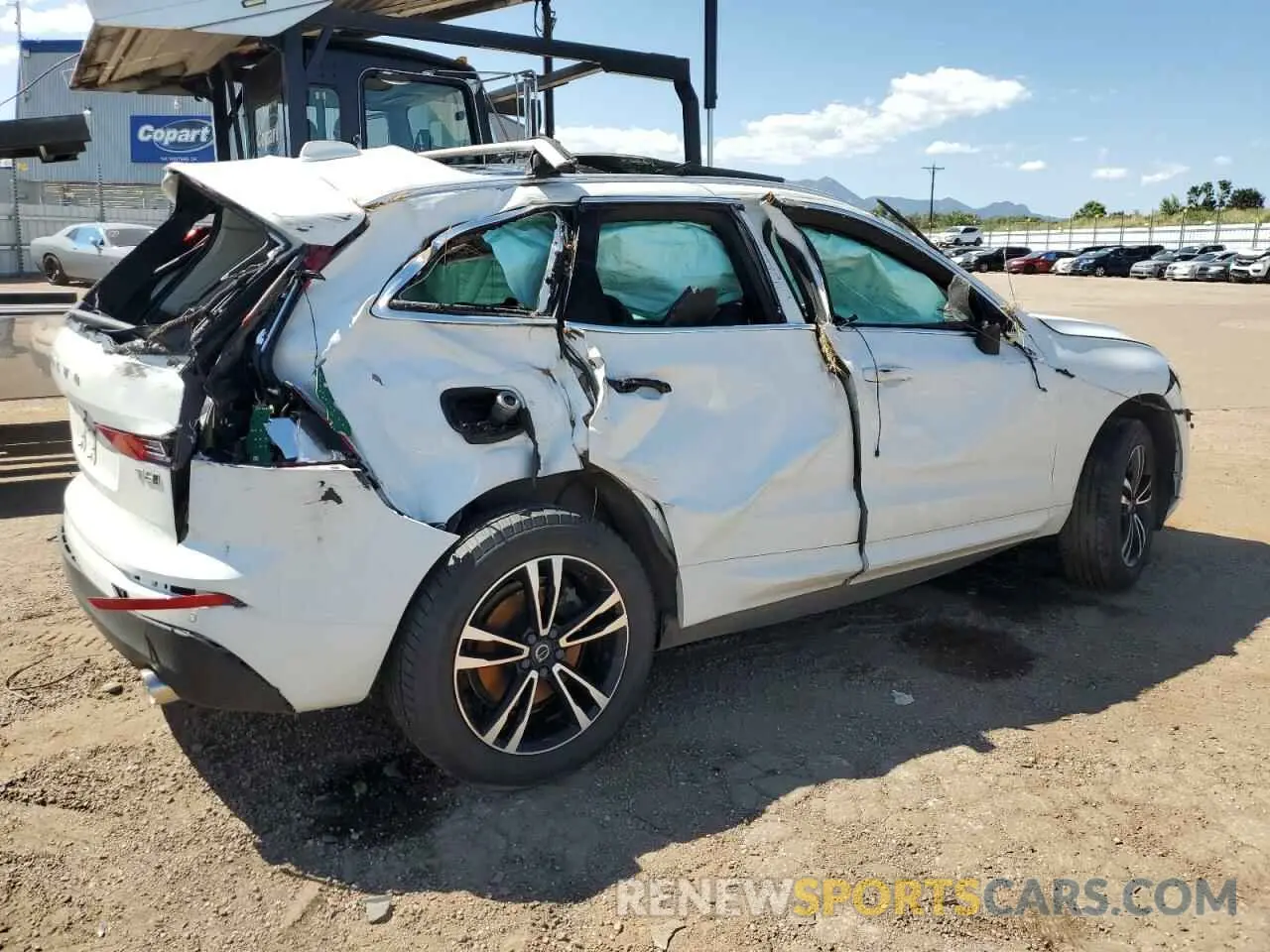 3 fotografías del automóvil dañado YV4A22RK2L1442109 VOLVO XC60 2020