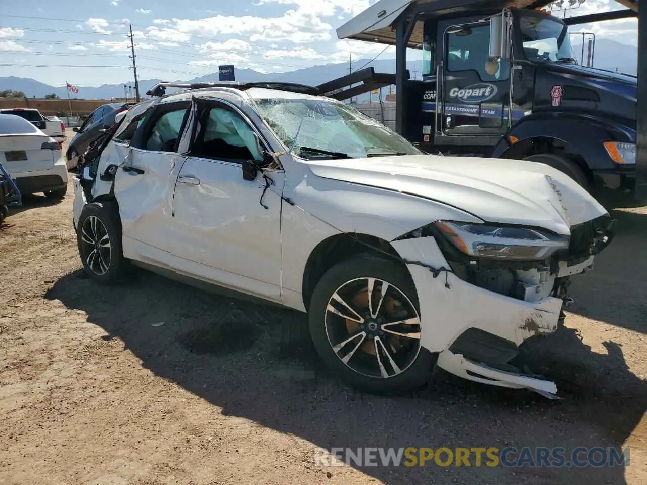 4 fotografías del automóvil dañado YV4A22RK2L1442109 VOLVO XC60 2020