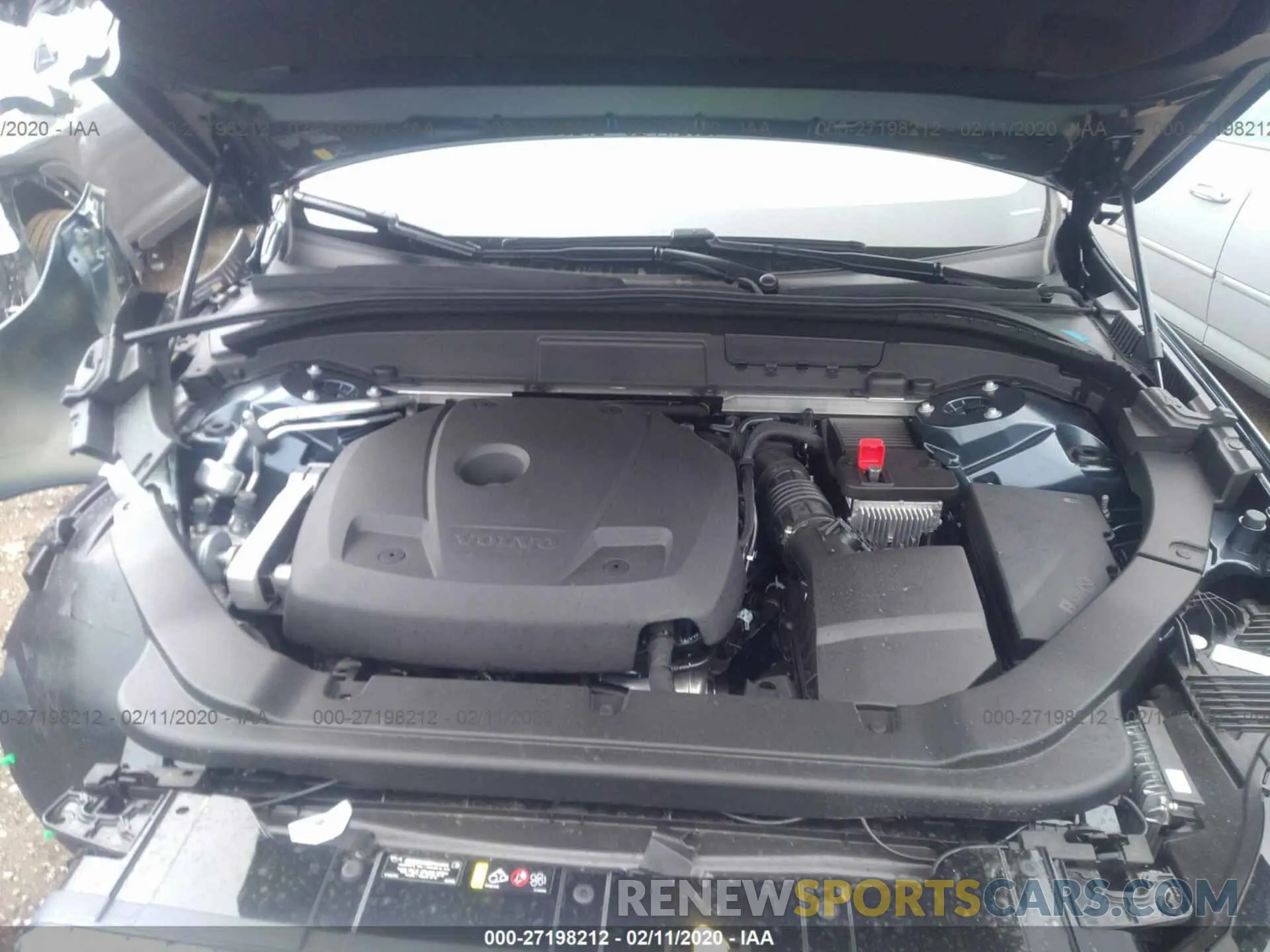 10 fotografías del automóvil dañado YV4A22RK3L1494297 VOLVO XC60 2020