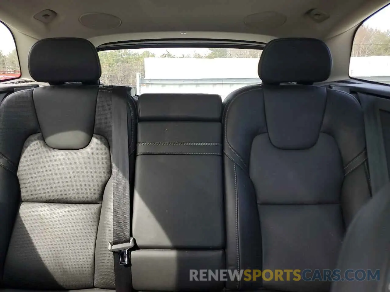 10 fotografías del automóvil dañado YV4A22RL5L1479311 VOLVO XC60 2020